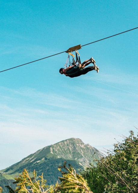 Vol en Fantasticable de Châtel en été