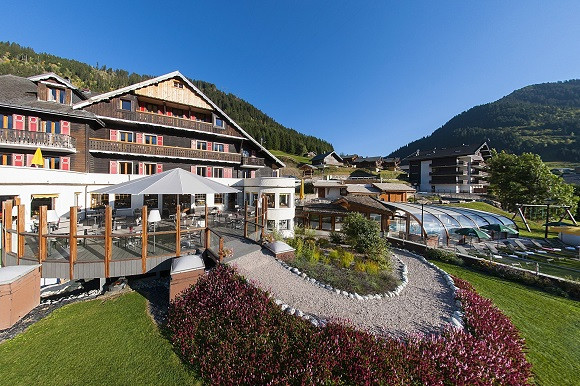 Hotel in Chatel with an outdoor swimming pool