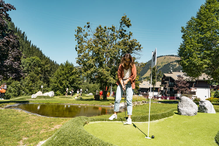 Chatel crazy golf is for free with the Multi Pass