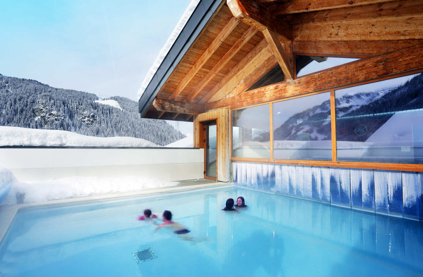 Le Grand Lodge Châtel, residence with heated pool