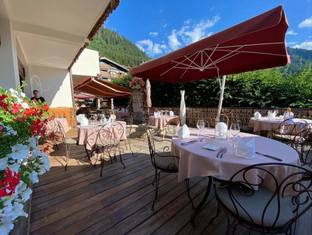 Hôtel 4 étoiles Macchi, la terrasse en été