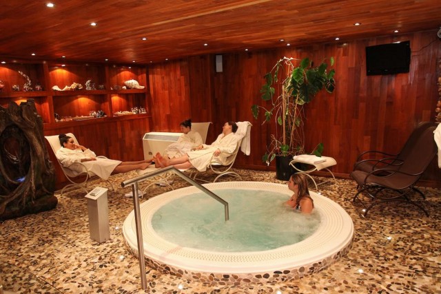 Hotel booking Macchi Châtel Jacuzzi