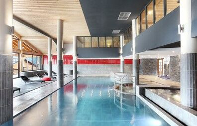 Châtel - Résidence Prestige Odalys Les Fermes de Châtel : Piscine couverte