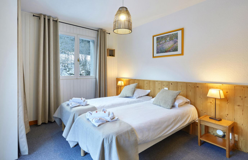 Hotel Les Eaux-Vives Chatel Twin room