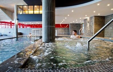 Châtel - Résidence Prestige Odalys Les Fermes de Châtel : Piscine couverte