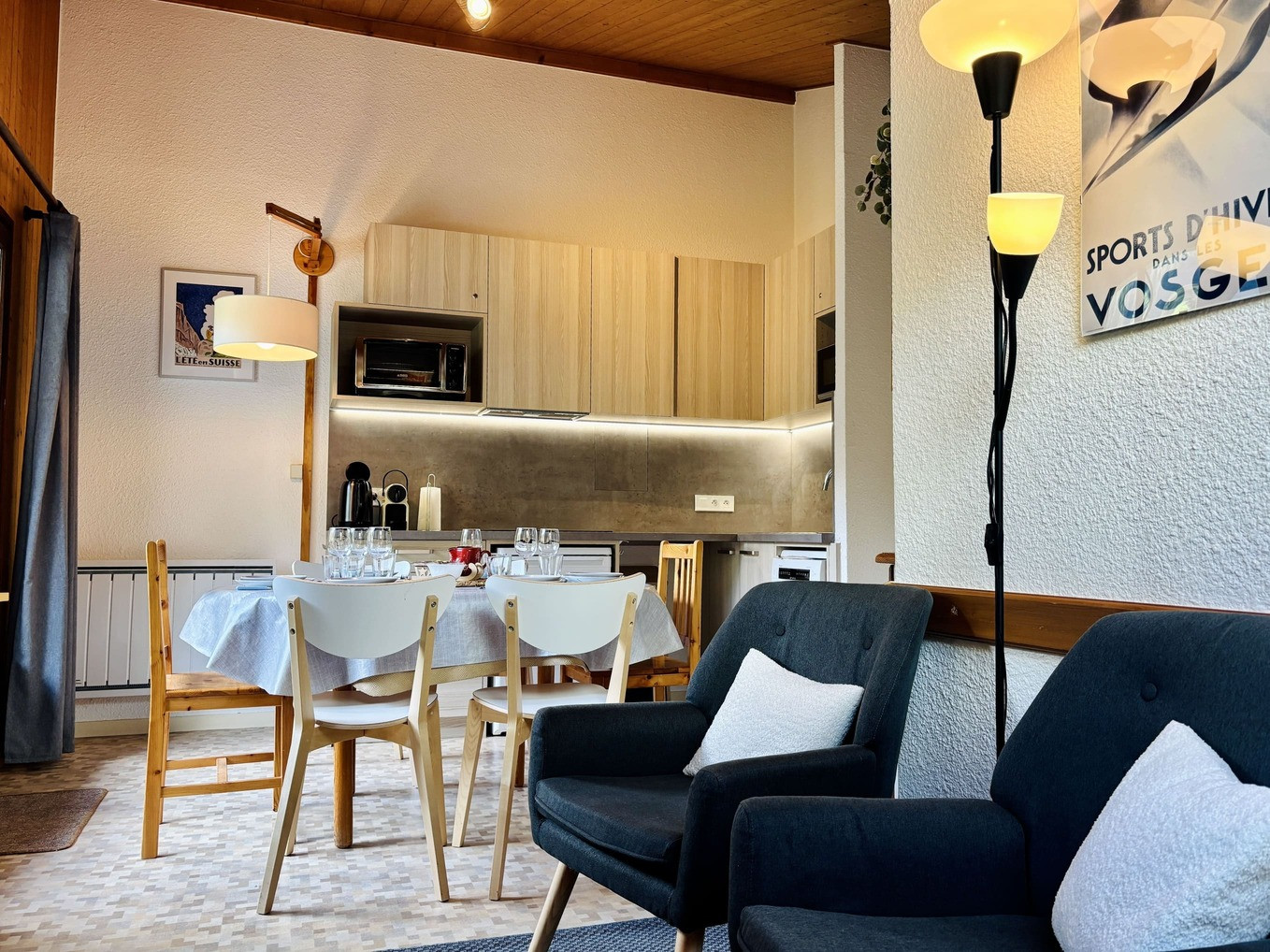 Résidence Perce Neige, Bâtiment A, Appartement 30, Châtel, Salon, Chambre pour séjour de ski