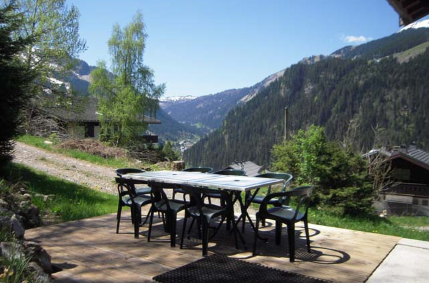 PhotoChatelCopyrigh202411