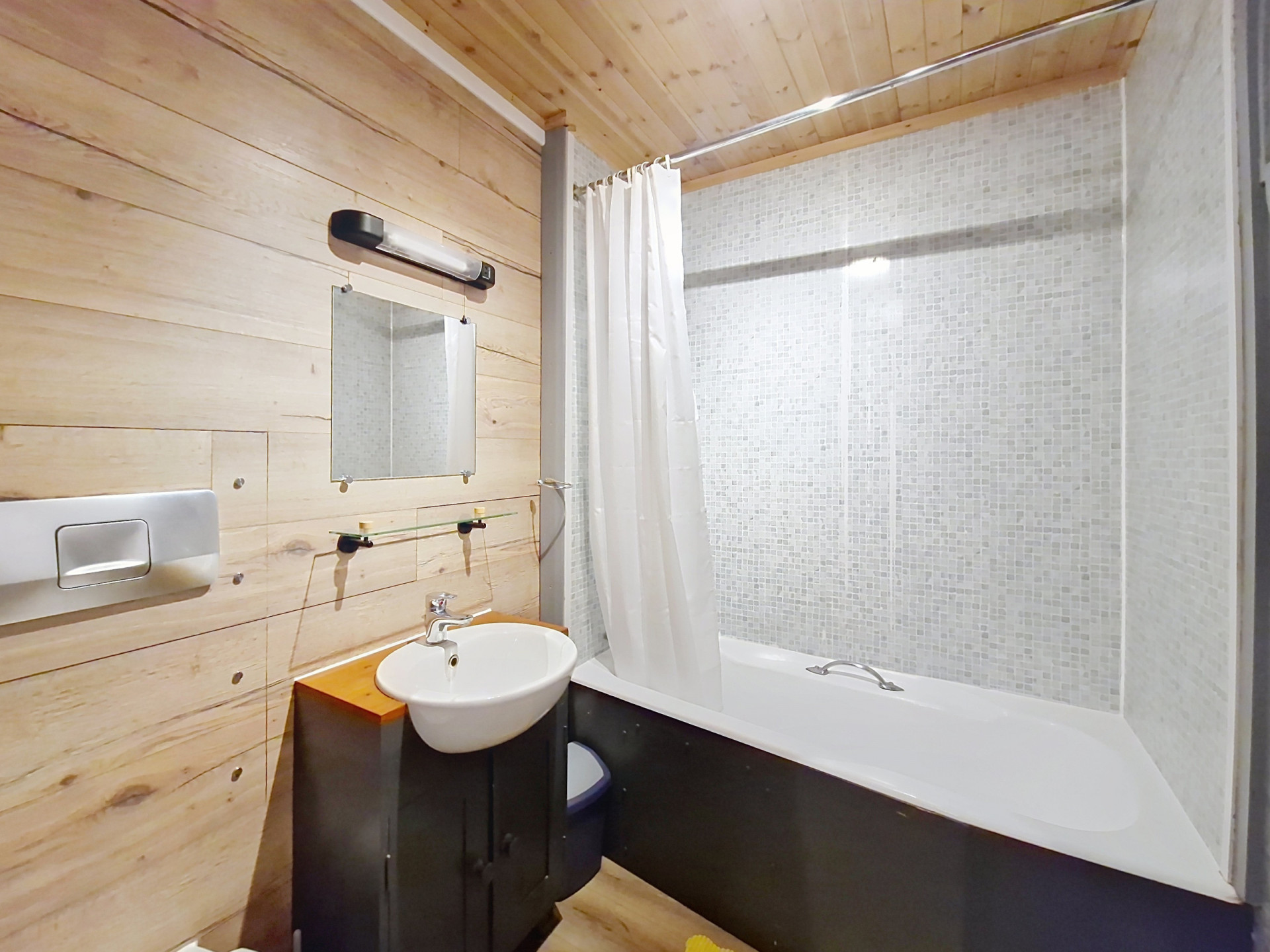 sr19_000091 sr19_000091