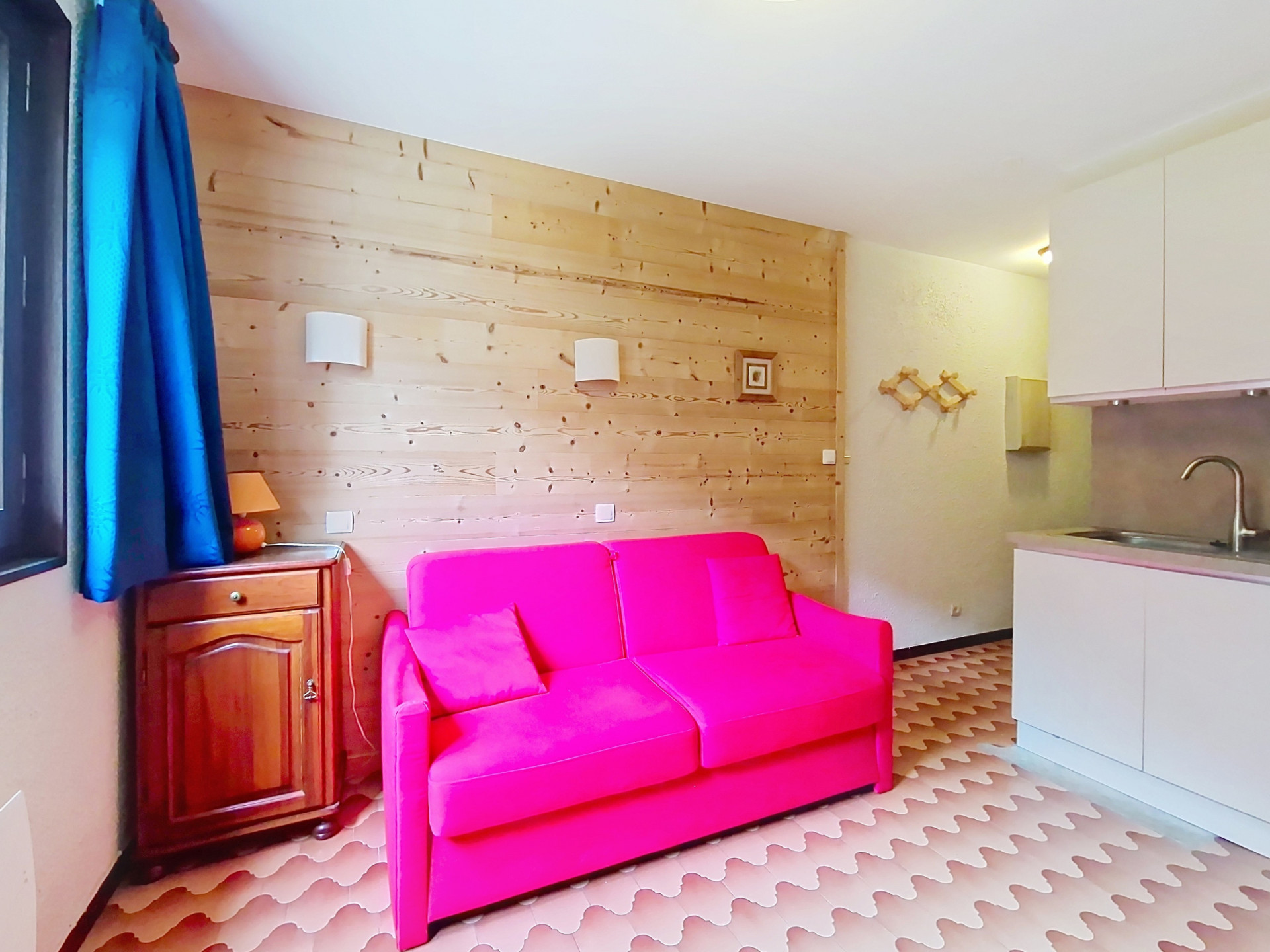 mgb141_000021 mgb141_000021