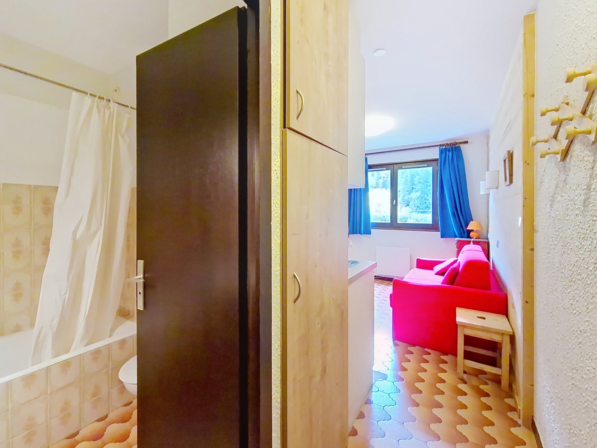 mgb141_000071 mgb141_000071