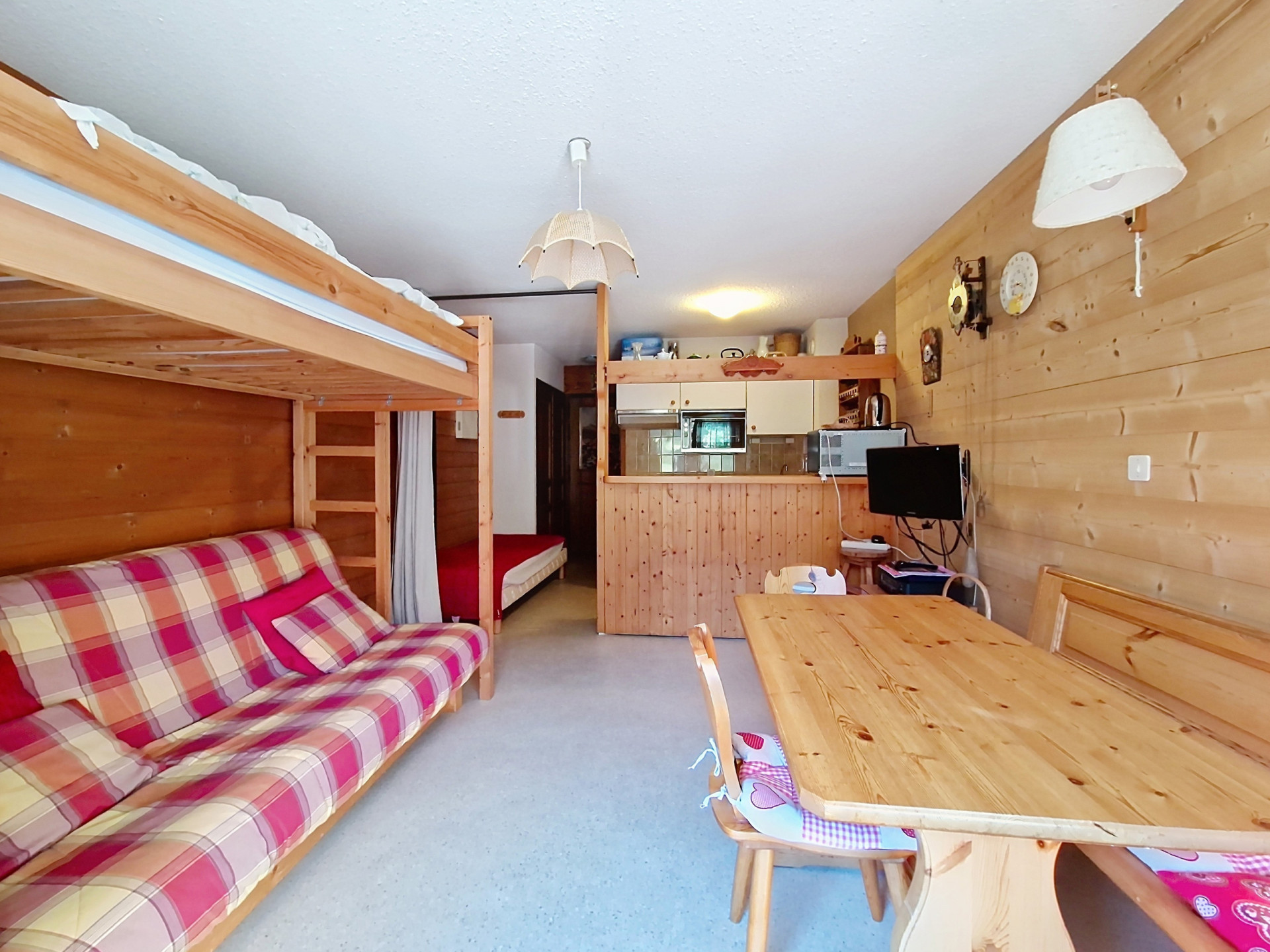 ml170_000031 ml170_000031