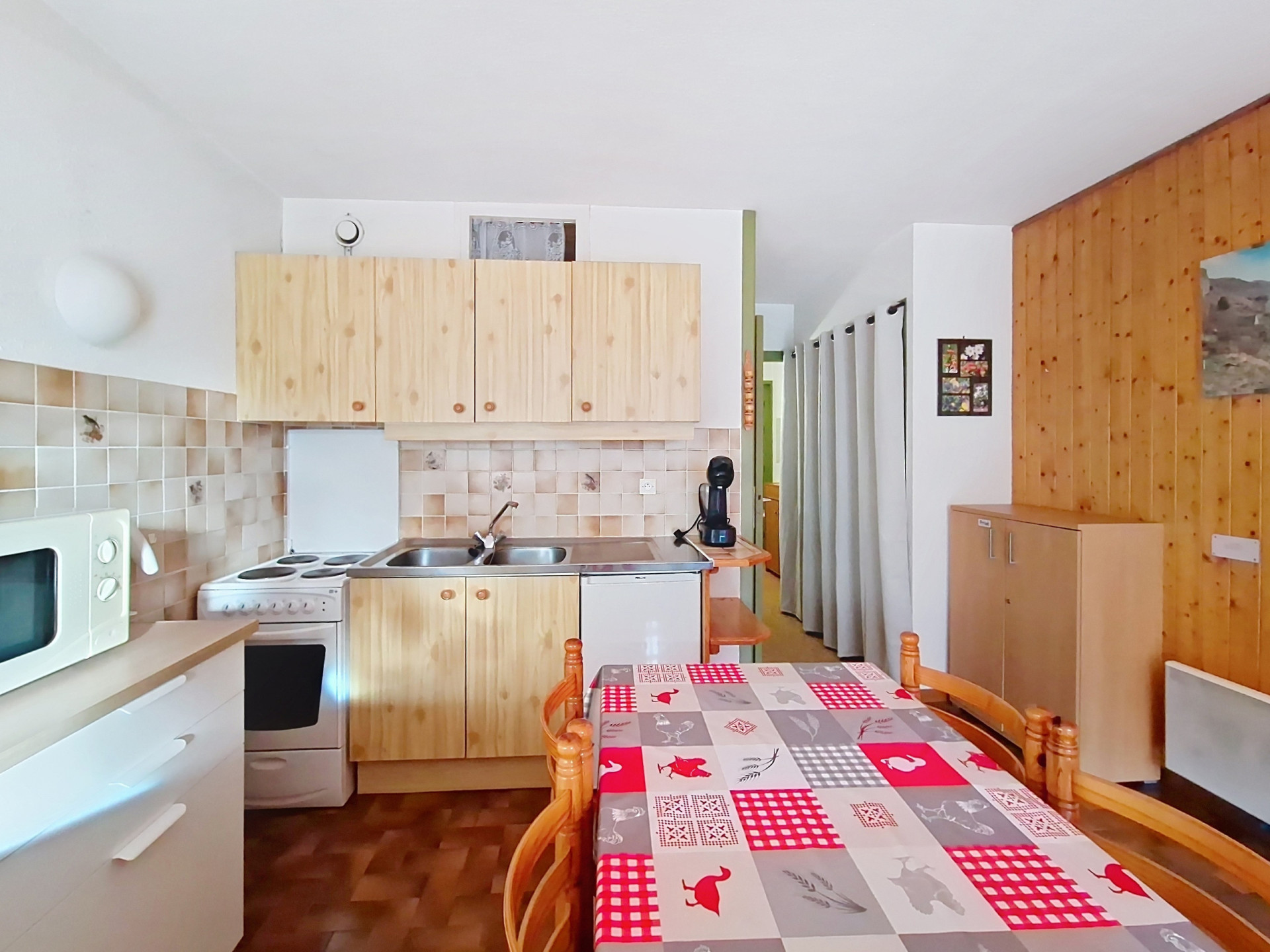 sis5_000031 sis5_000031