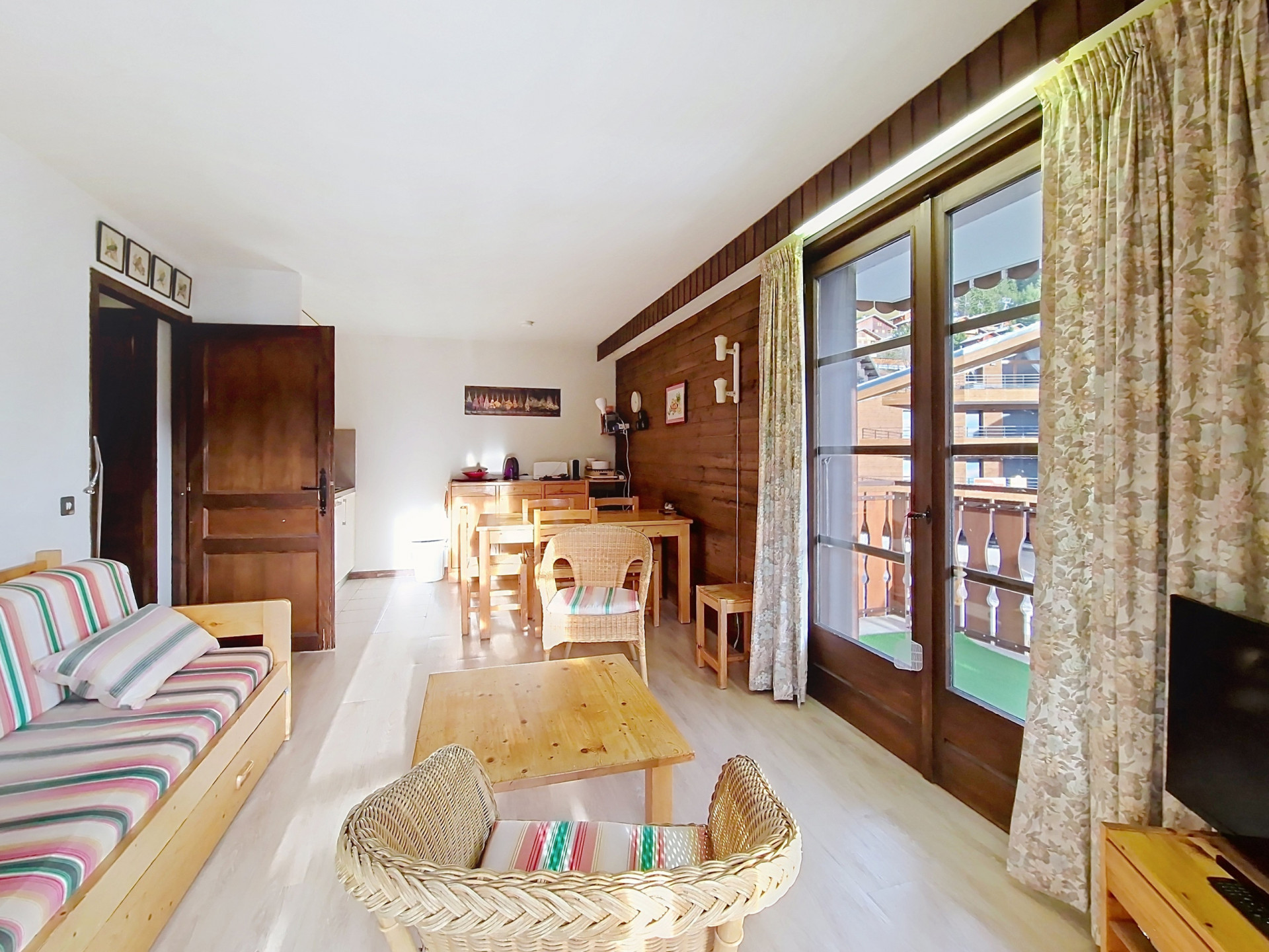 Salon Tovassière TS92