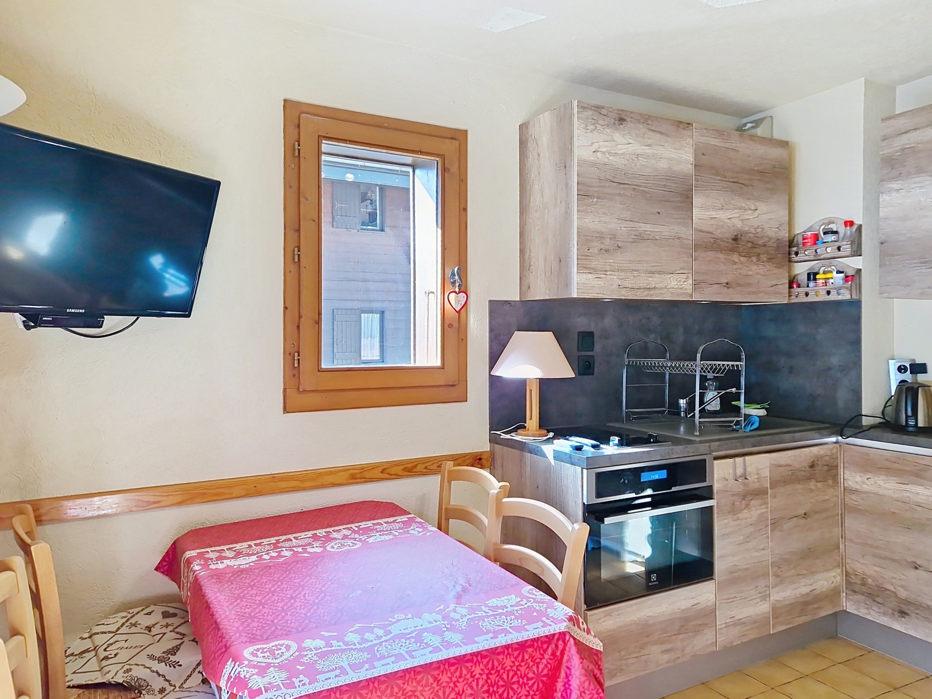 vnb5_000041 vnb5_000041