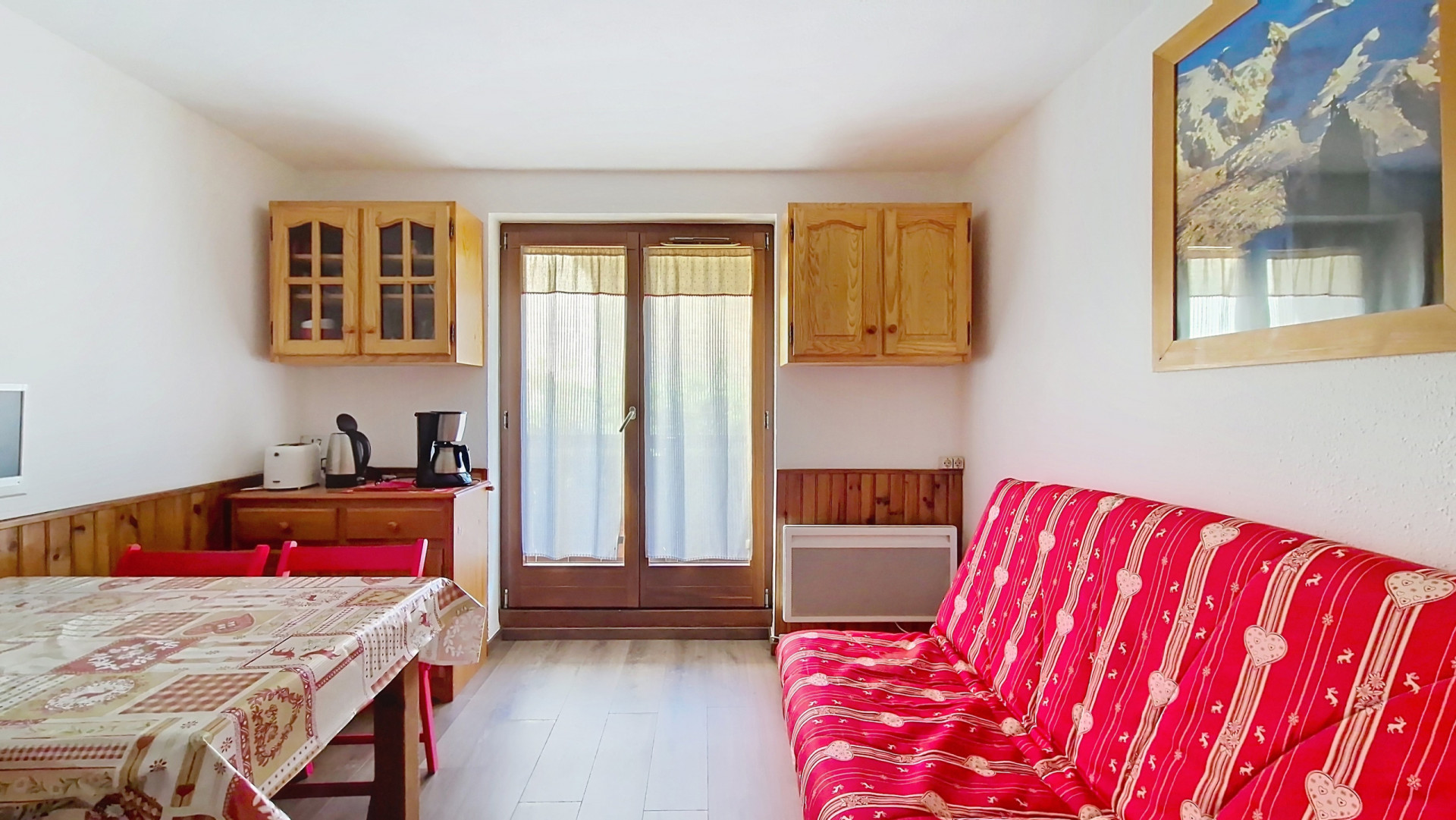 Salon Gentianes A17 Châtel