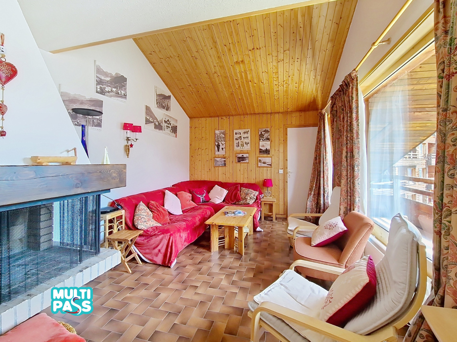 Salon Val pierre D2 - Centre Châtel