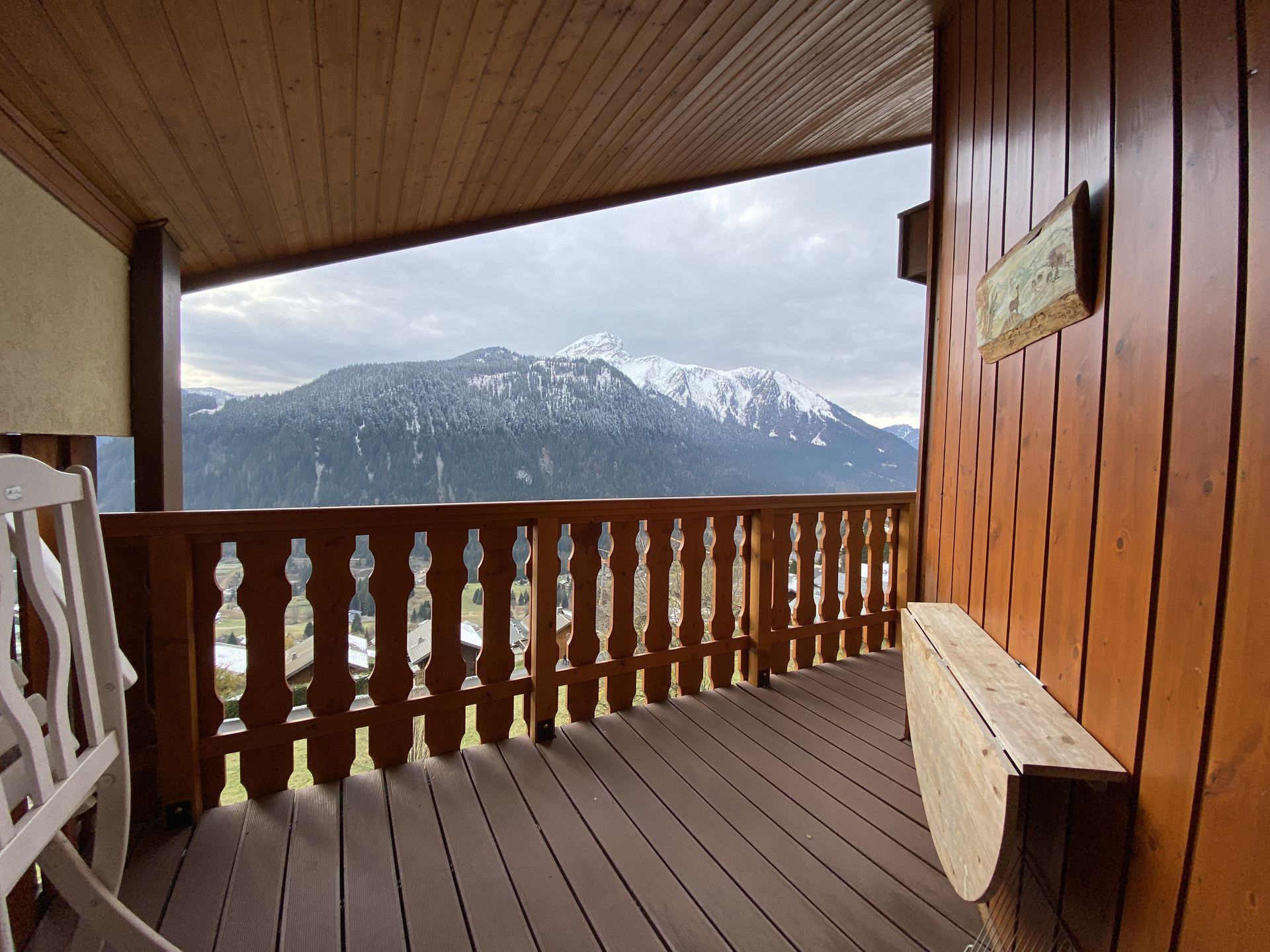 _lv_images__lot_0000000074_06_8377816