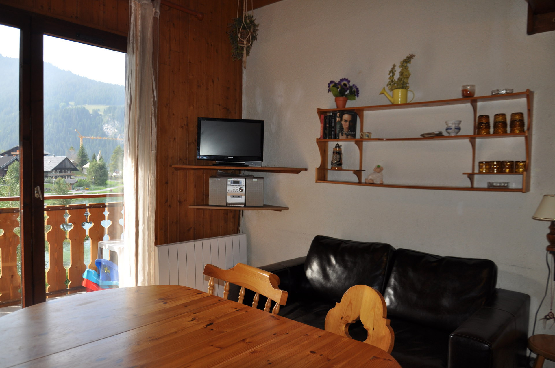 _lv_images__lot_0000000081_02_8503933 _lv_images__lot_0000000081_02_8503933