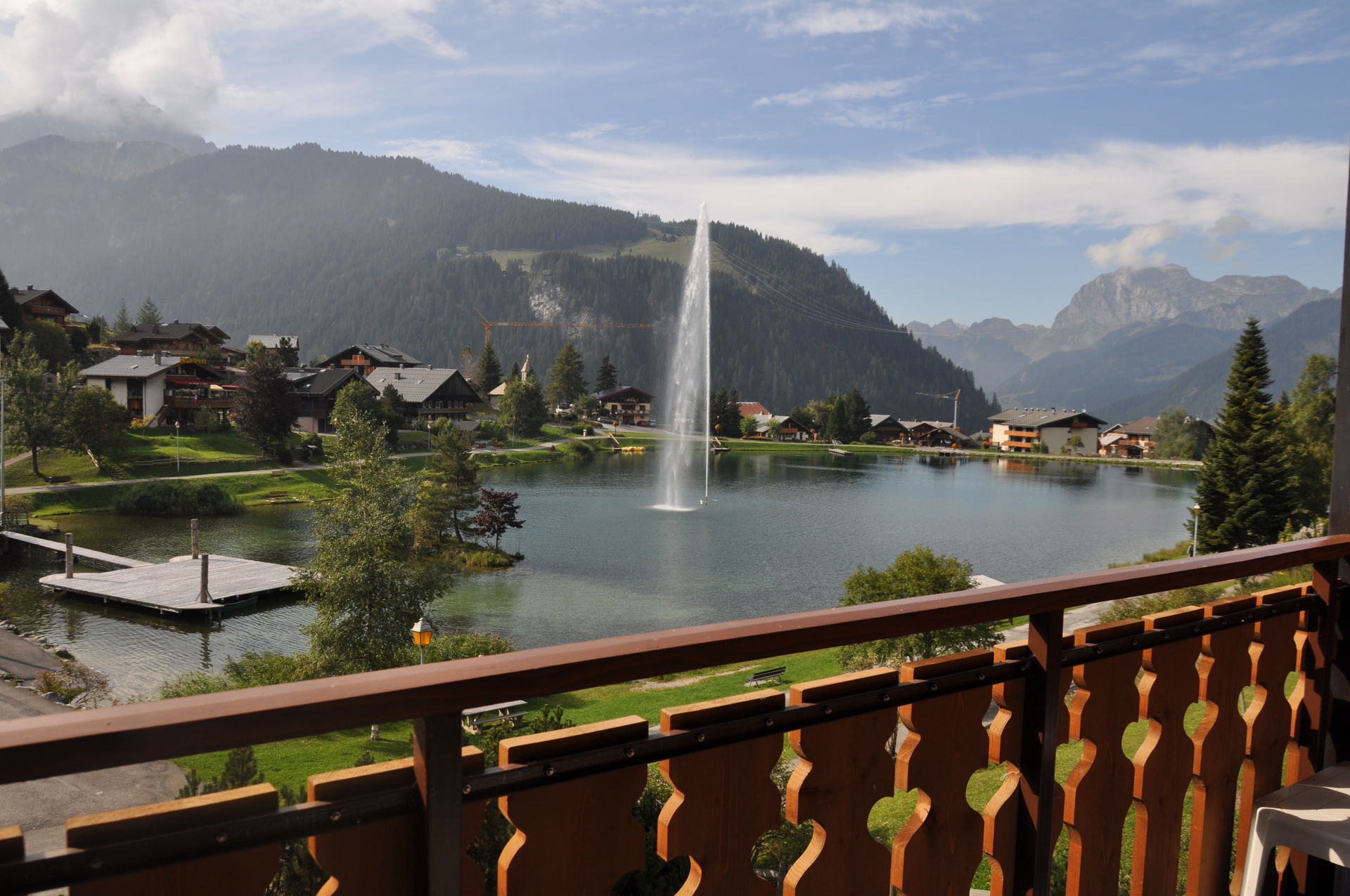 _lv_images__lot_0000000081_03_8228489 _lv_images__lot_0000000081_03_8228489