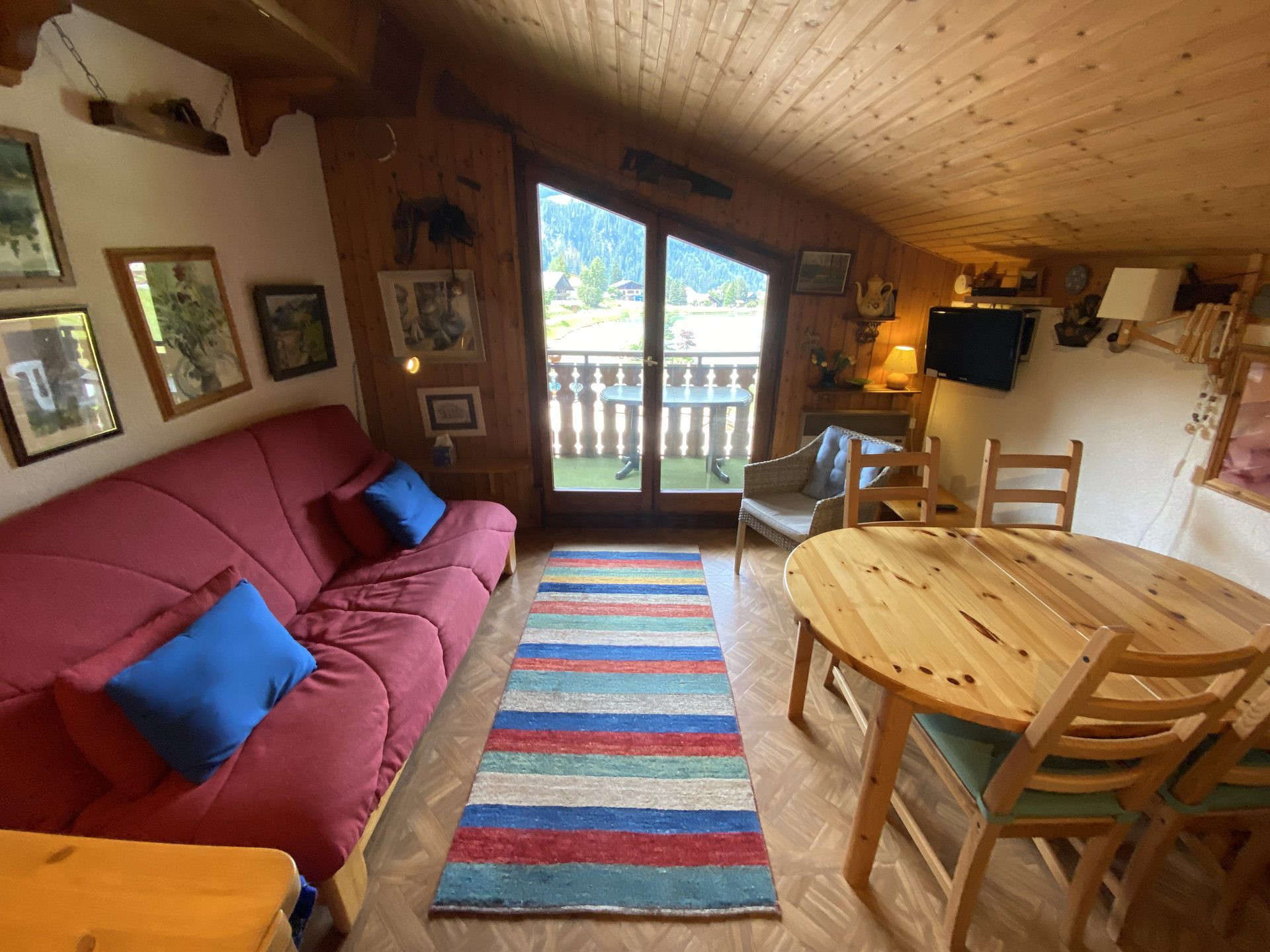 _lv_images__lot_0000000082_06_8503832 _lv_images__lot_0000000082_06_8503832