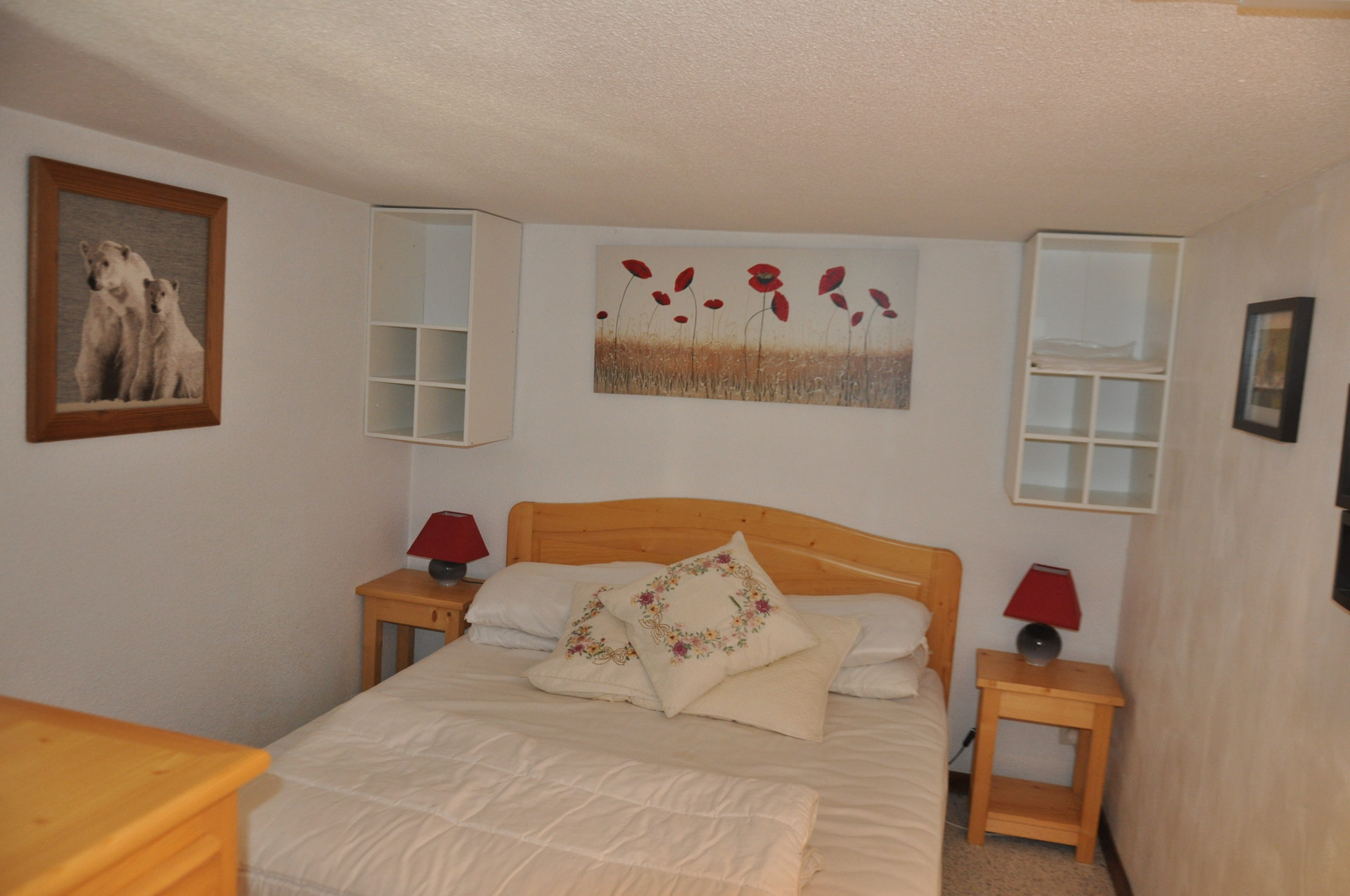 _lv_images__lot_0000000084_05_8300696 _lv_images__lot_0000000084_05_8300696