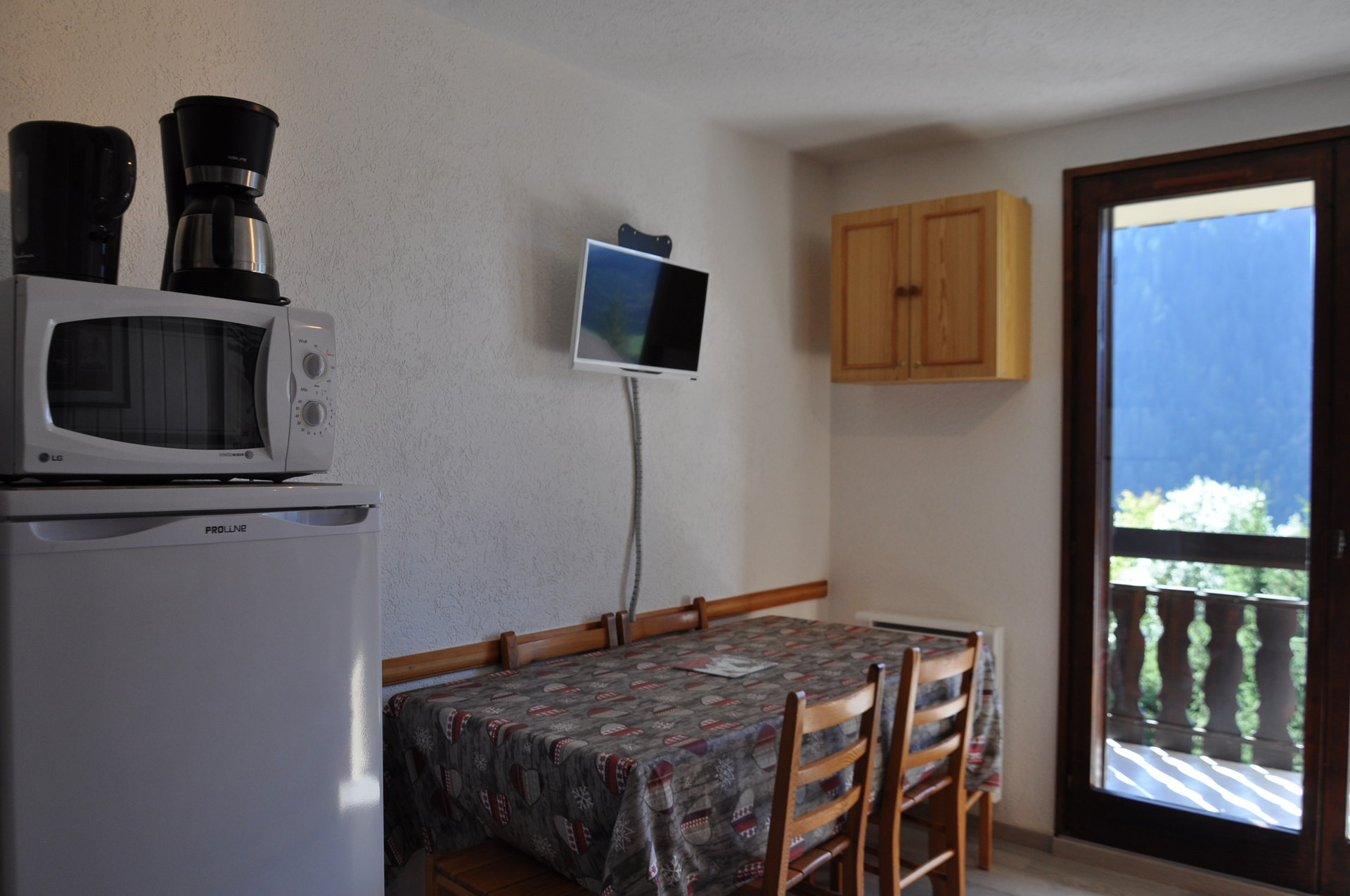 _lv_images__lot_0000000086_03_8265039 _lv_images__lot_0000000086_03_8265039