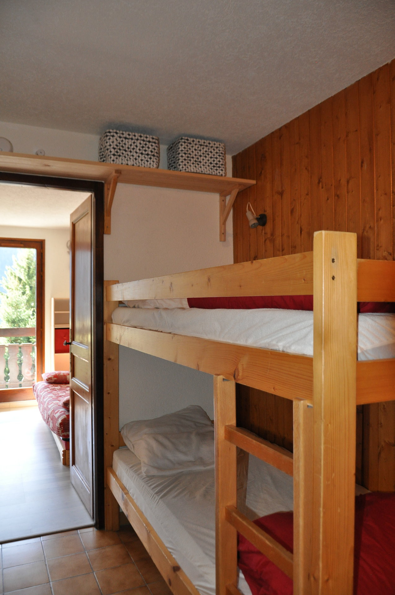 _lv_images__lot_0000000086_07_8207863 _lv_images__lot_0000000086_07_8207863