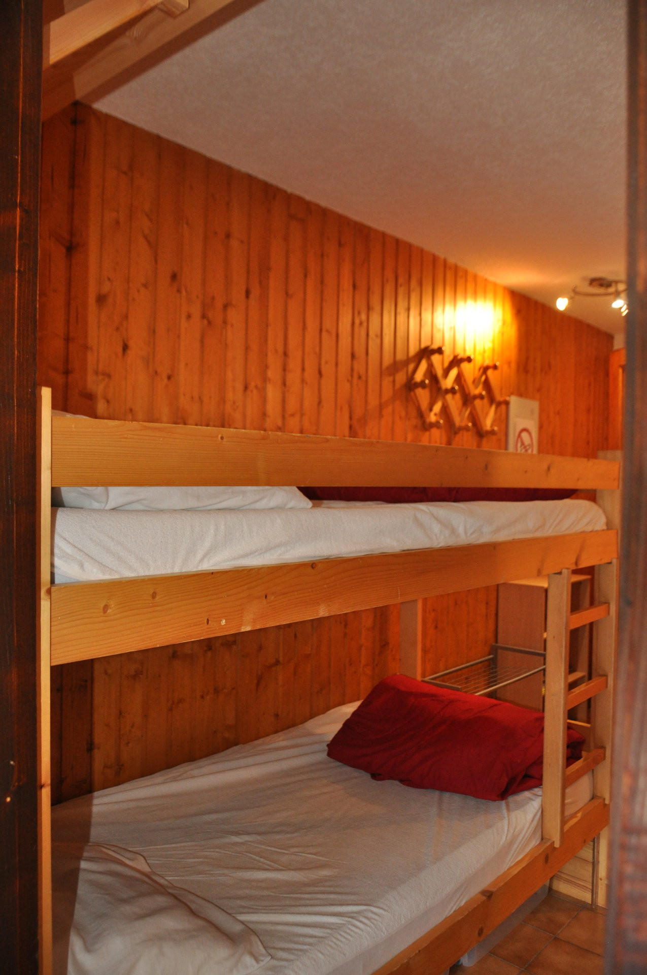 _lv_images__lot_0000000086_08_8343861 _lv_images__lot_0000000086_08_8343861