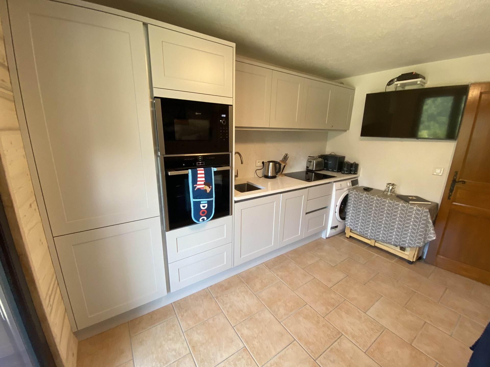 _lv_images__lot_0000000088_03_8228698 _lv_images__lot_0000000088_03_8228698