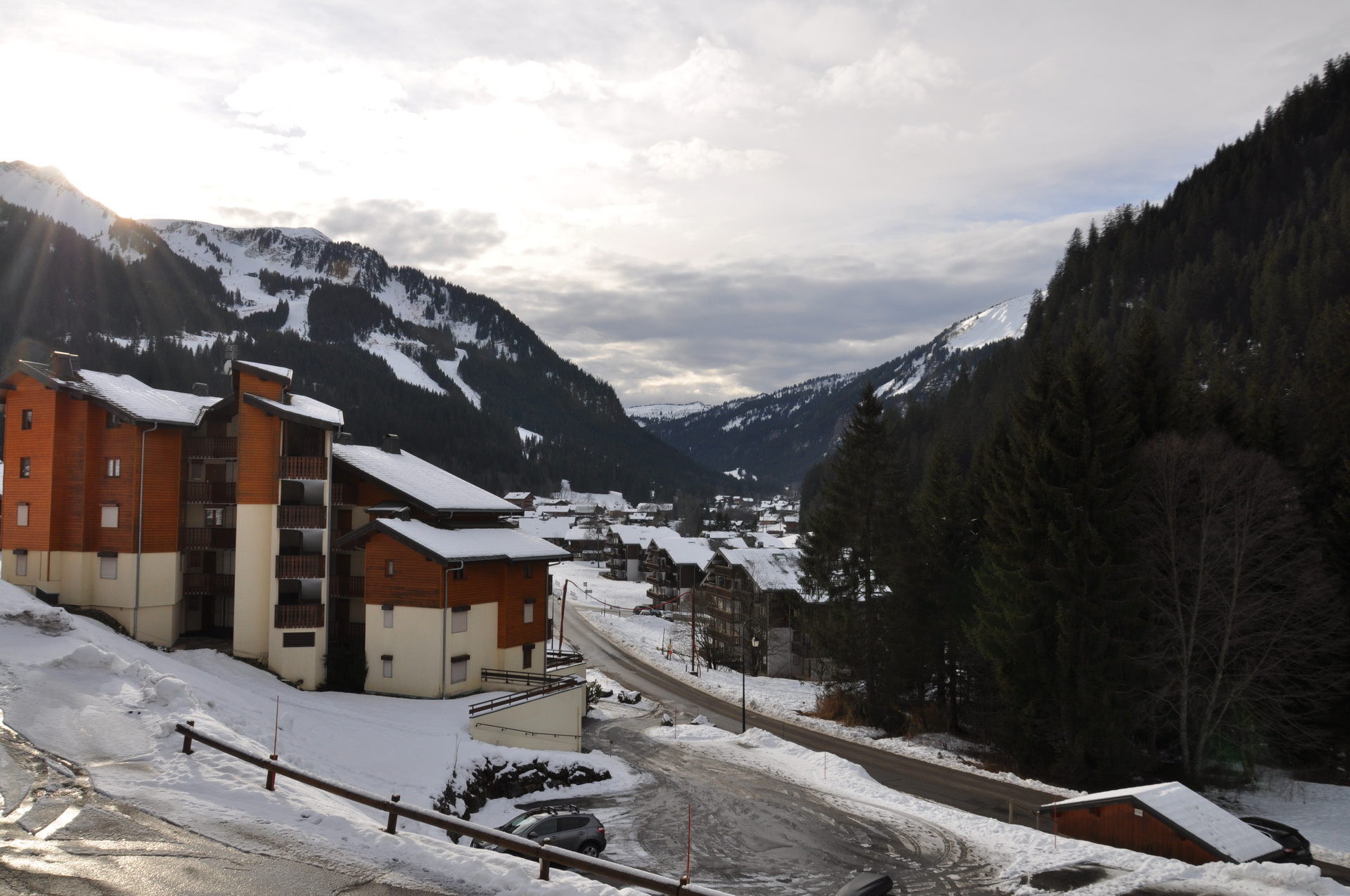 _lv_images__lot_0000000103_03_8207711 _lv_images__lot_0000000103_03_8207711