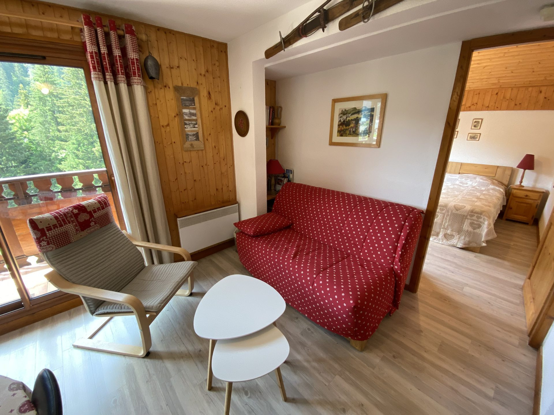 _lv_images__lot_0000000104_06_8222052 _lv_images__lot_0000000104_06_8222052