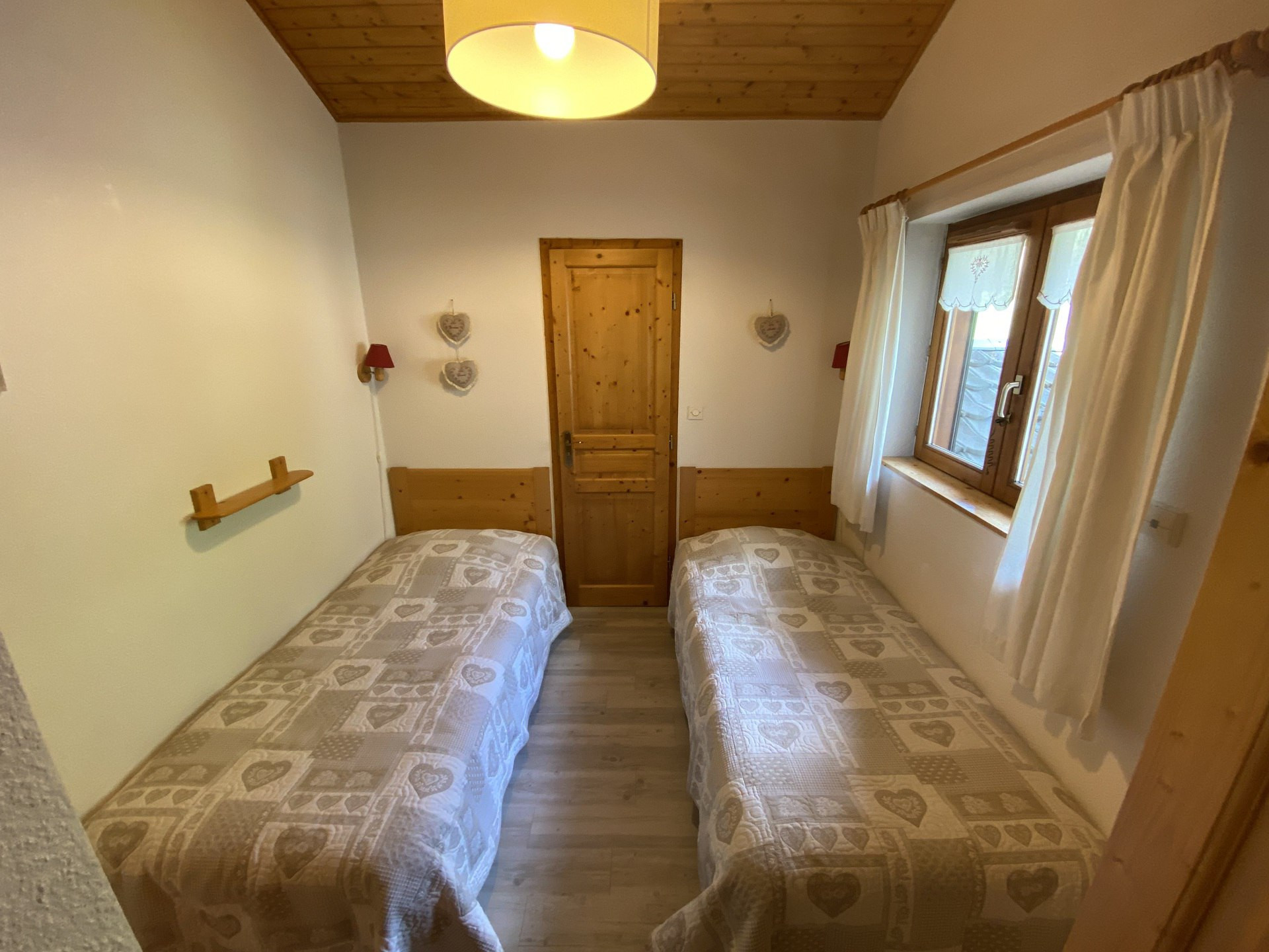 _lv_images__lot_0000000104_09_8222055 _lv_images__lot_0000000104_09_8222055