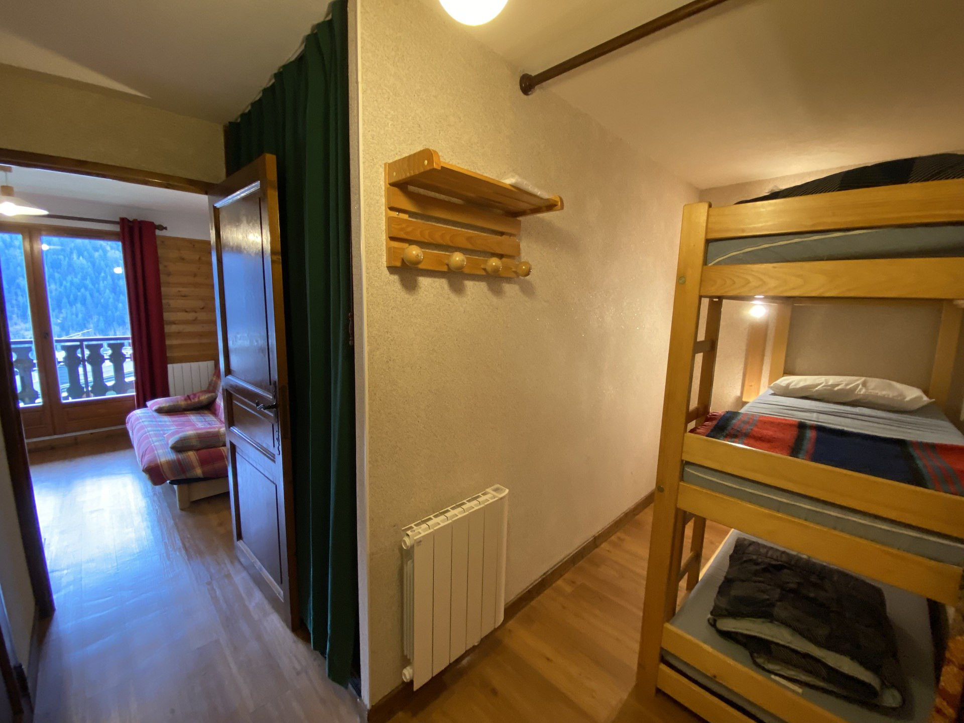 _lv_images__lot_0000000110_08_8256489 _lv_images__lot_0000000110_08_8256489