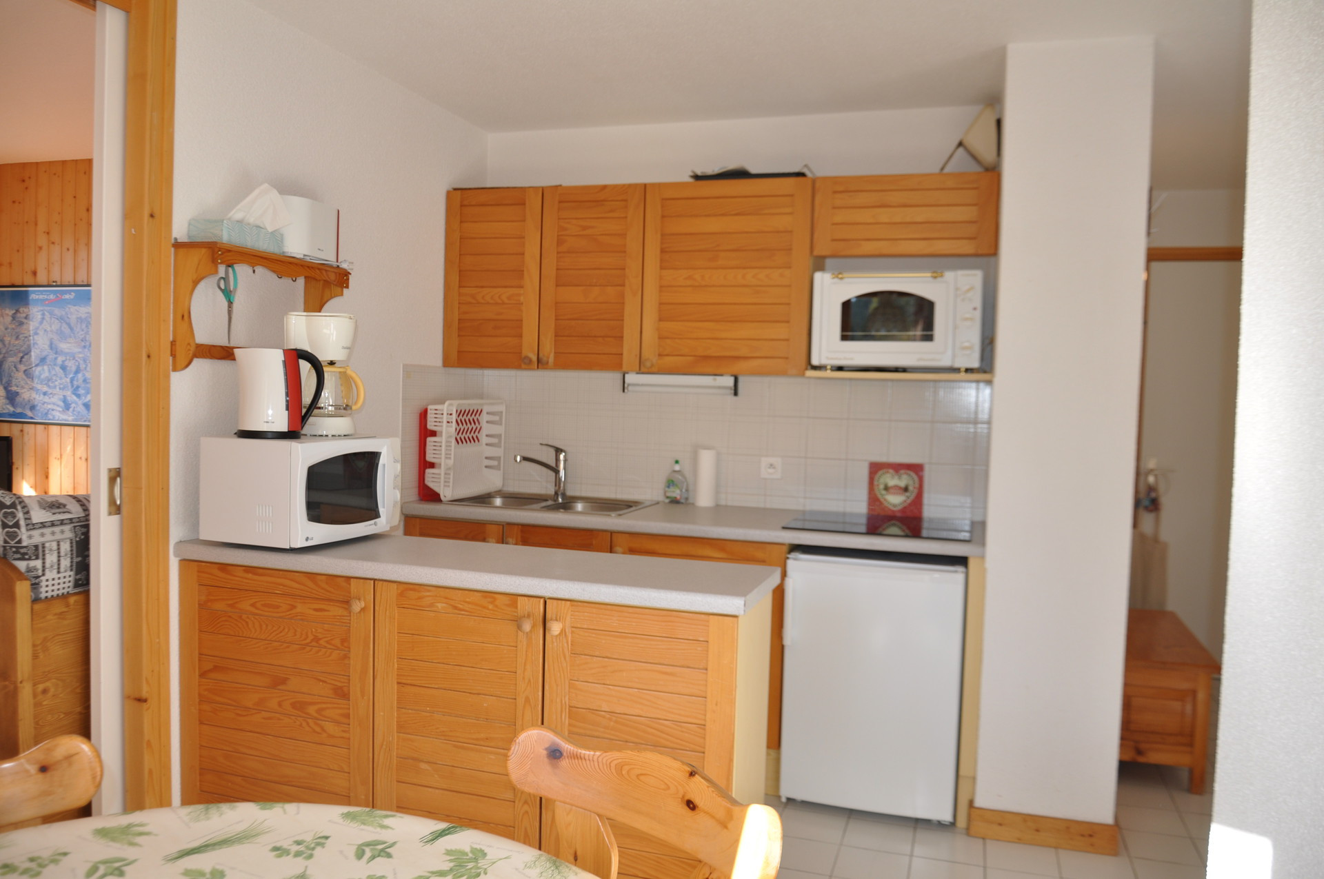 _lv_images__lot_0000000113_06_8247864