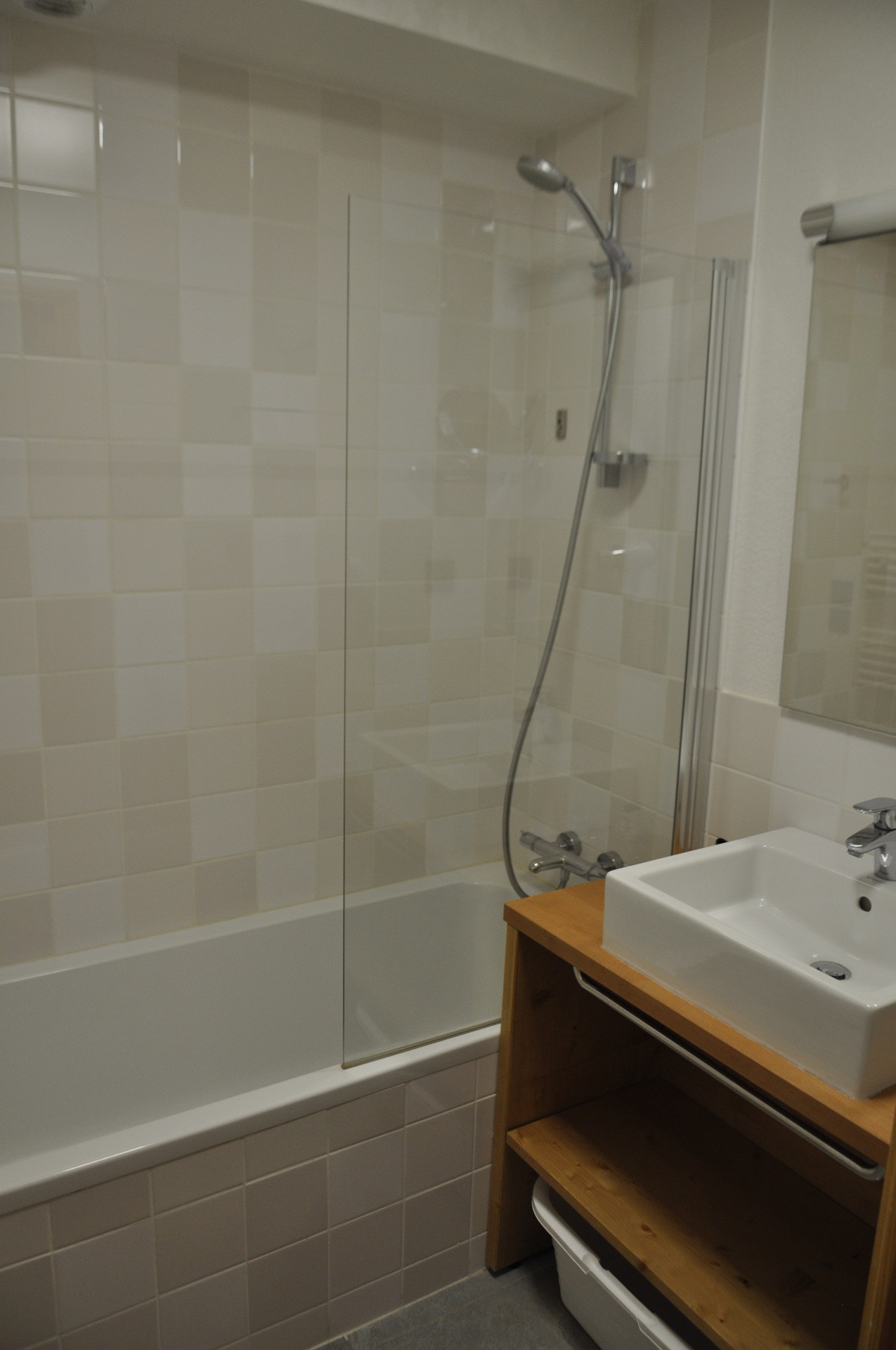 _lv_images__lot_0000000115_10_8287684