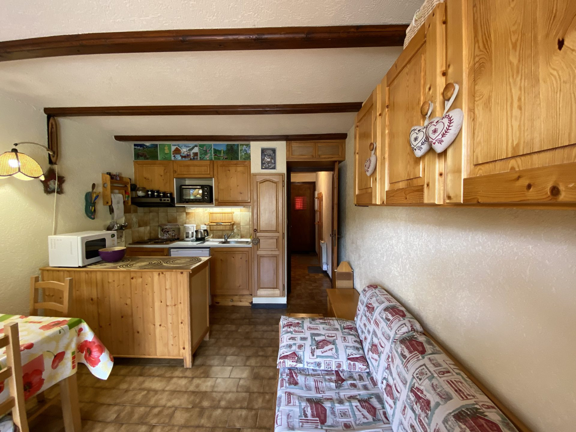 _lv_images__lot_0000000116_03_8119840