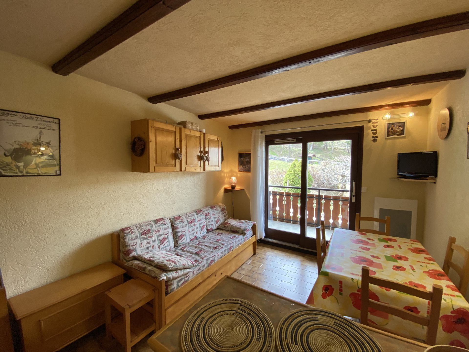 _lv_images__lot_0000000116_06_8243923 _lv_images__lot_0000000116_06_8243923