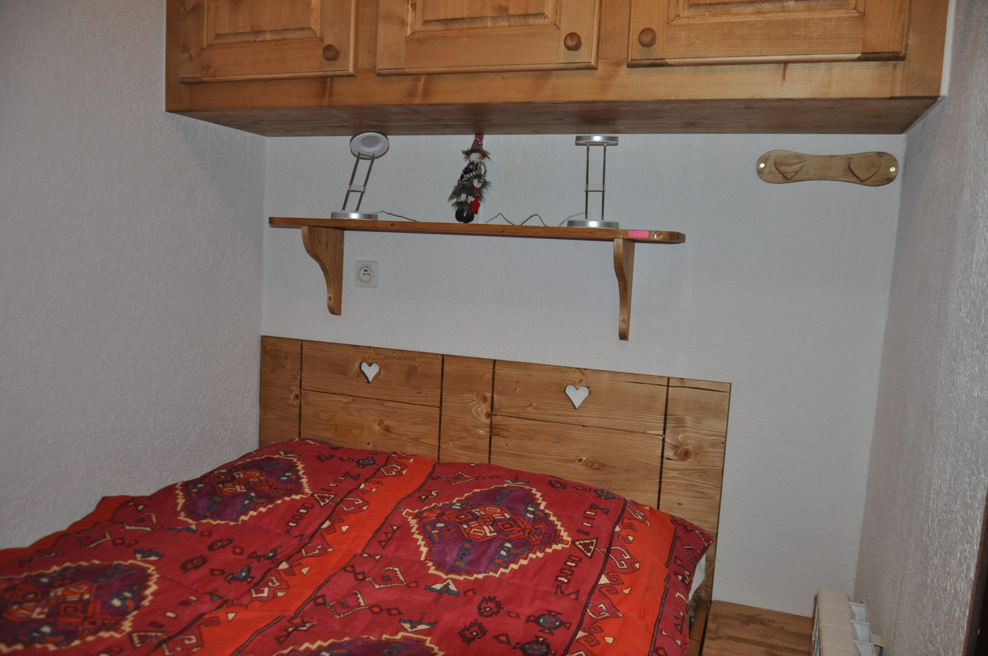 _lv_images__lot_0000000117_06_8215710 _lv_images__lot_0000000117_06_8215710