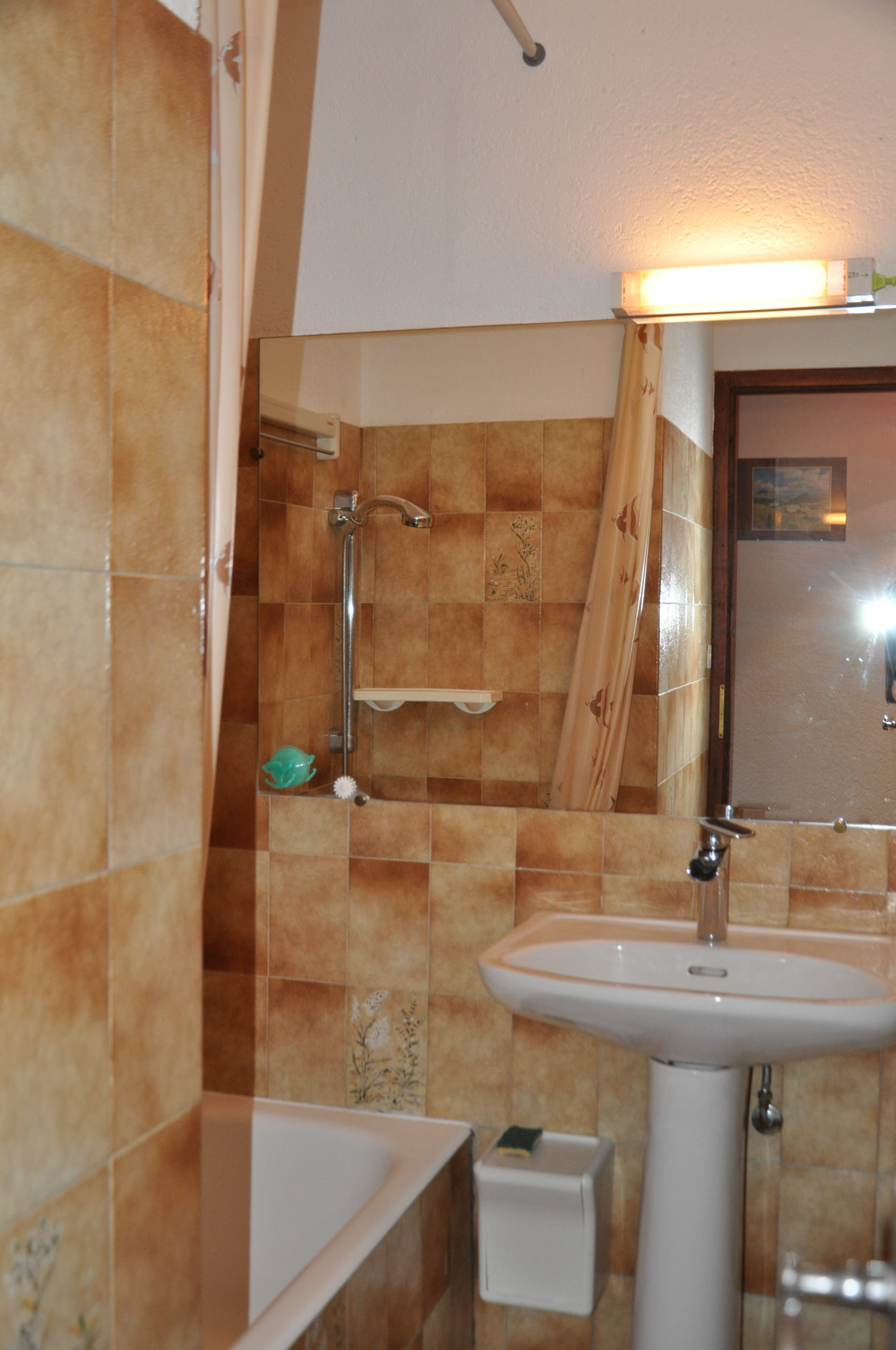 _lv_images__lot_0000000117_09_8326676 _lv_images__lot_0000000117_09_8326676