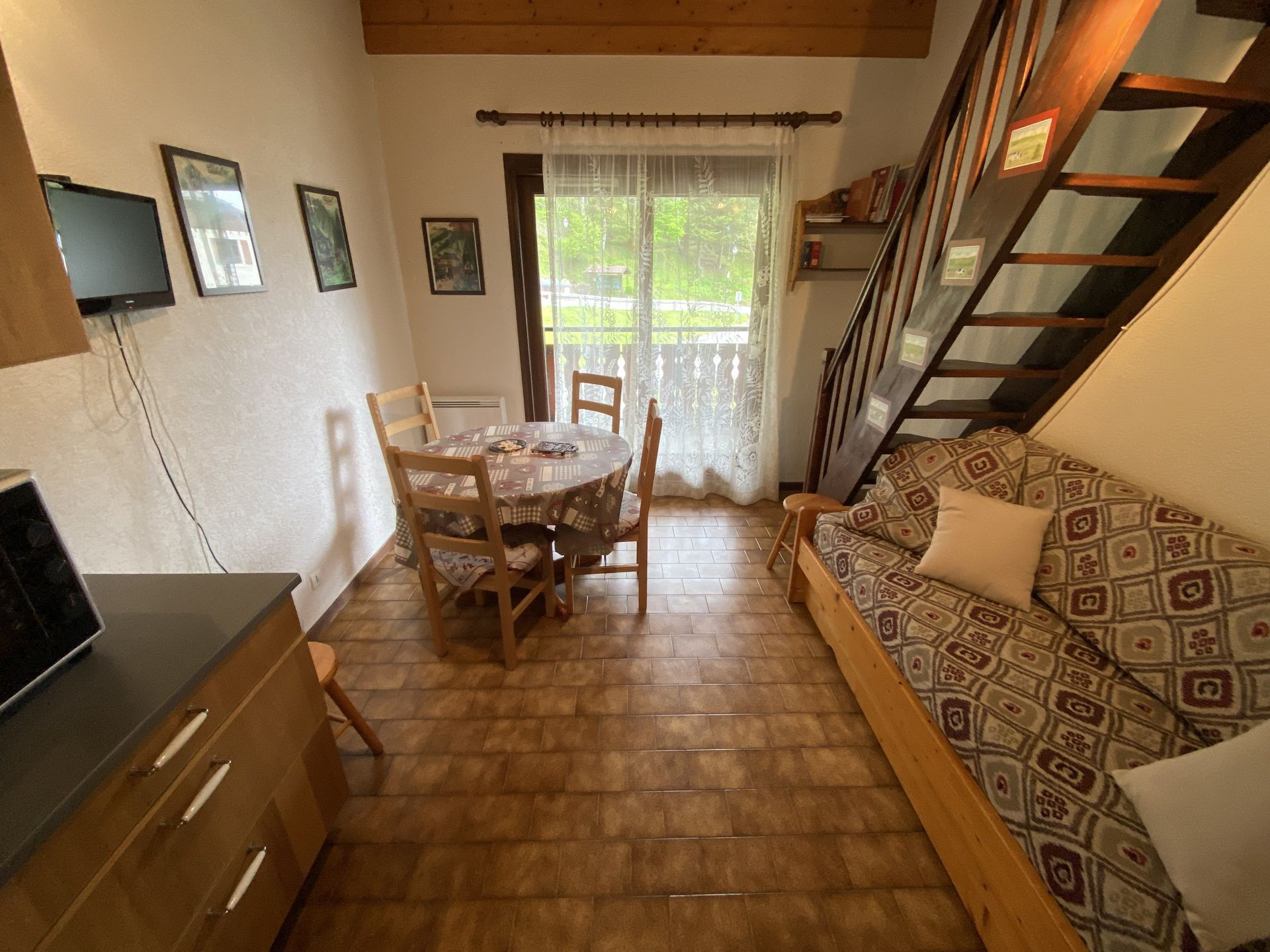 _lv_images__lot_0000000118_02_8360802 _lv_images__lot_0000000118_02_8360802