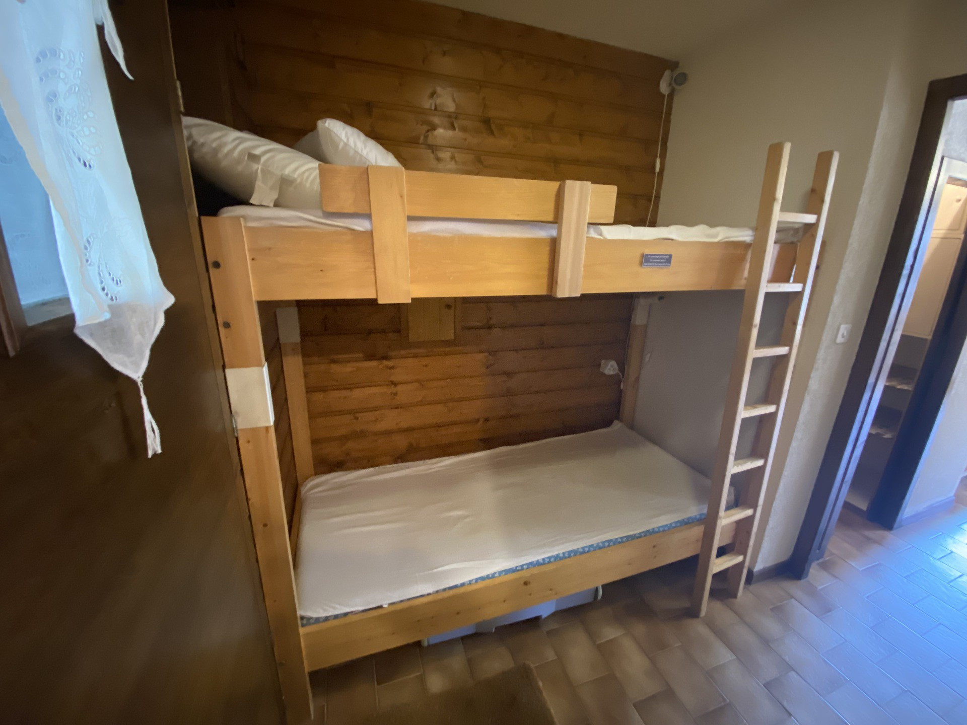 _lv_images__lot_0000000125_07_8341965 _lv_images__lot_0000000125_07_8341965