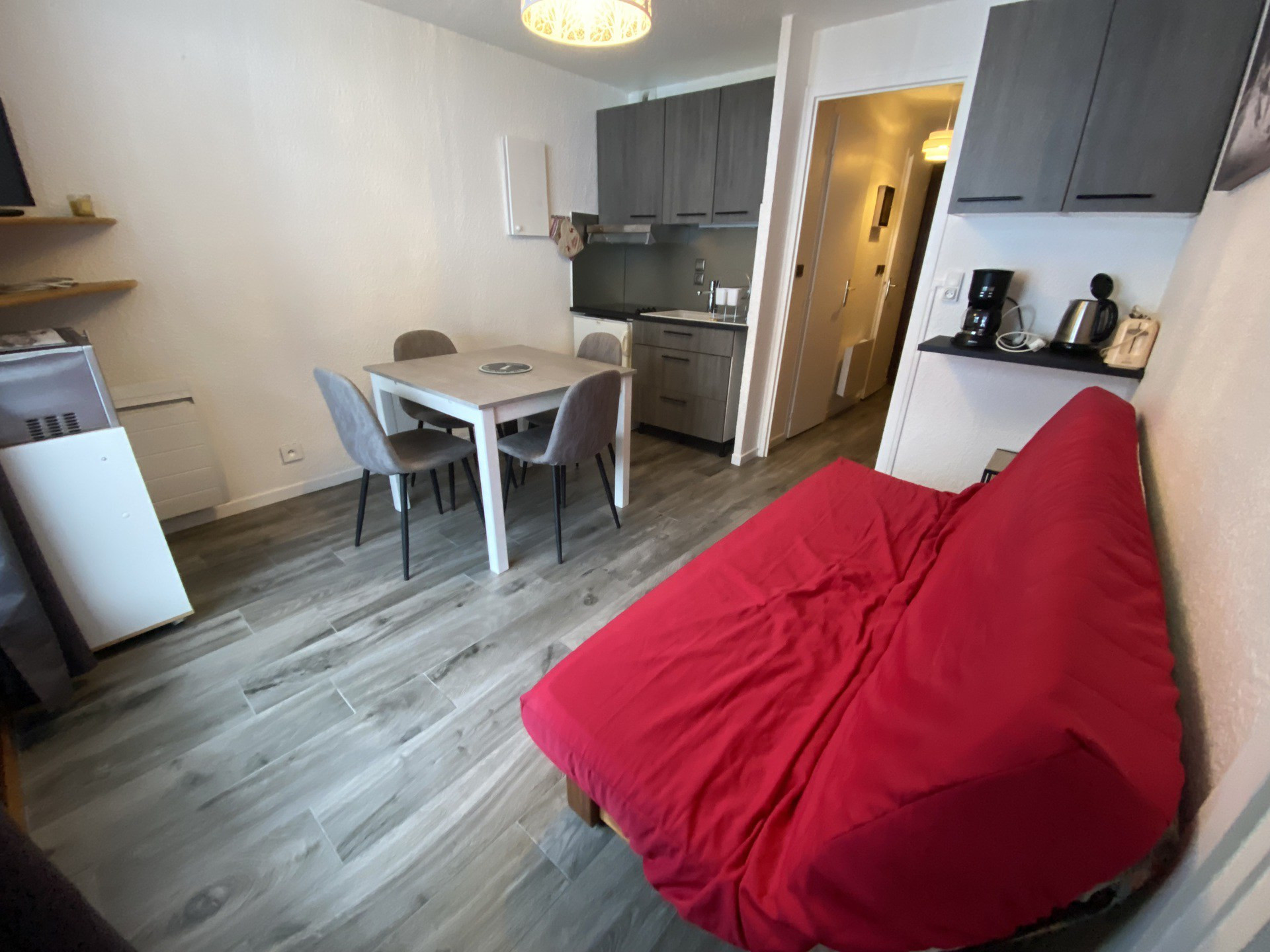 _lv_images__lot_0000000130_04_8503527 _lv_images__lot_0000000130_04_8503527