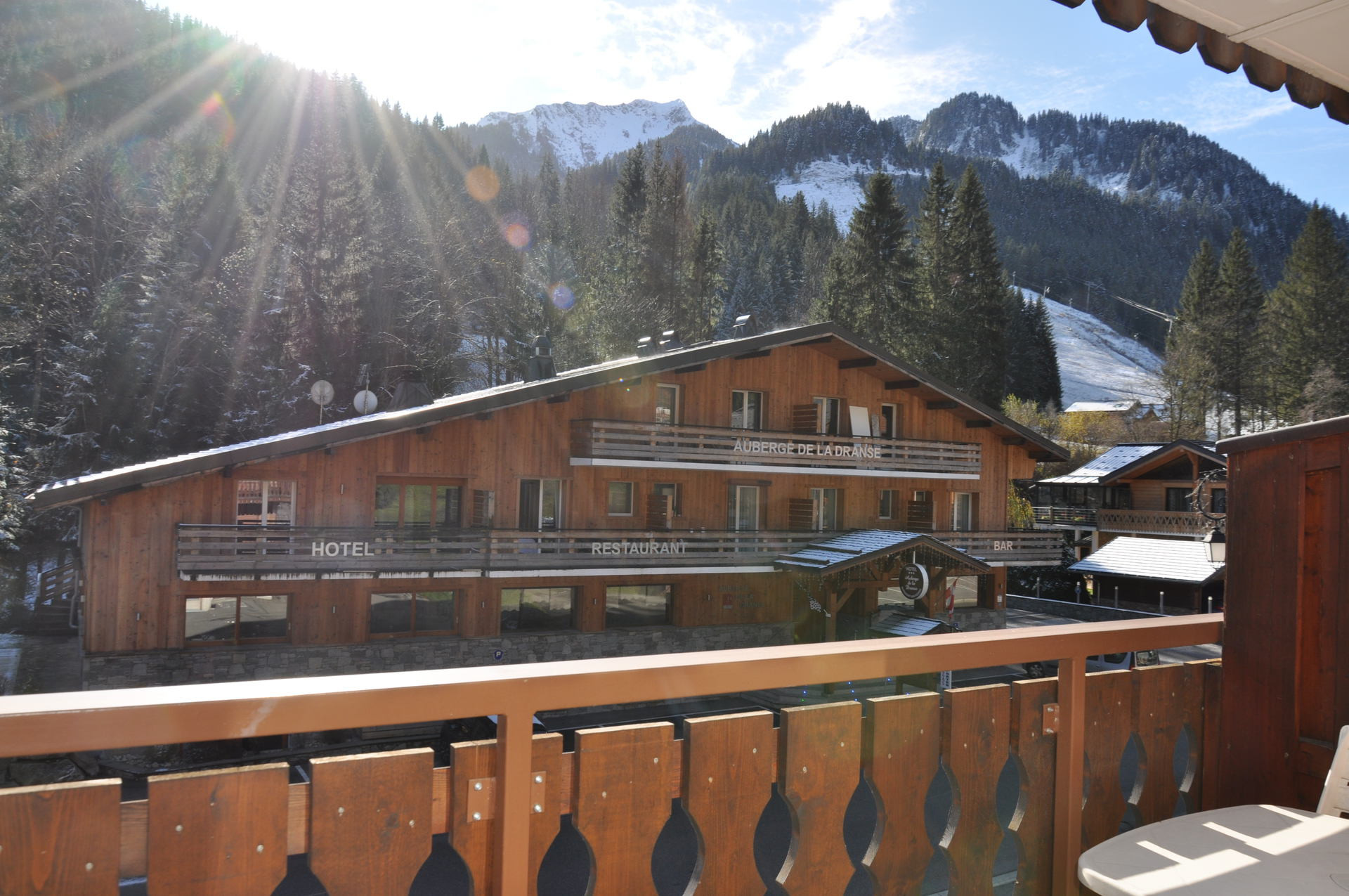 _lv_images__lot_0000000133_03_8279531