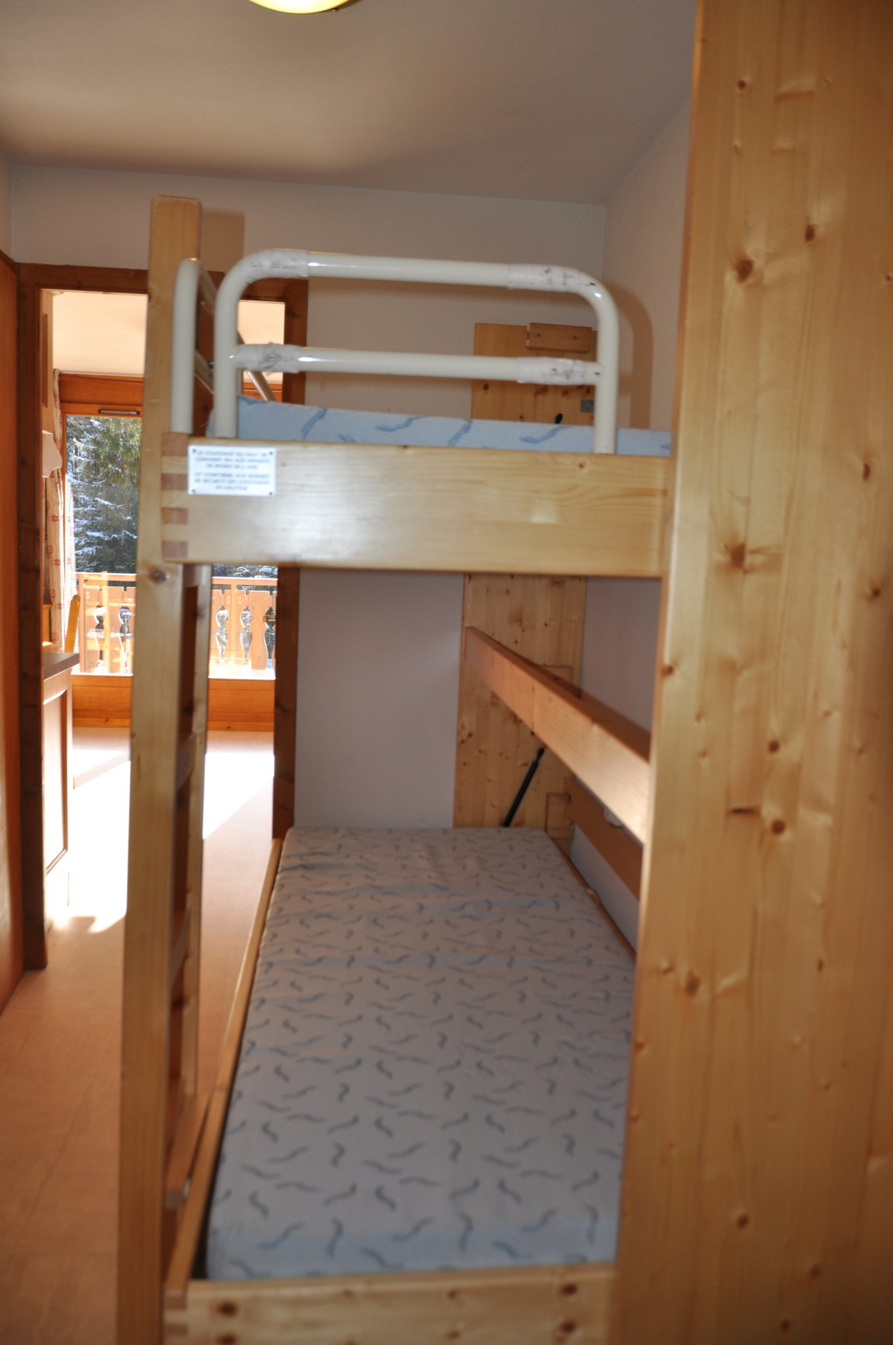 _lv_images__lot_0000000133_06_8333191 _lv_images__lot_0000000133_06_8333191