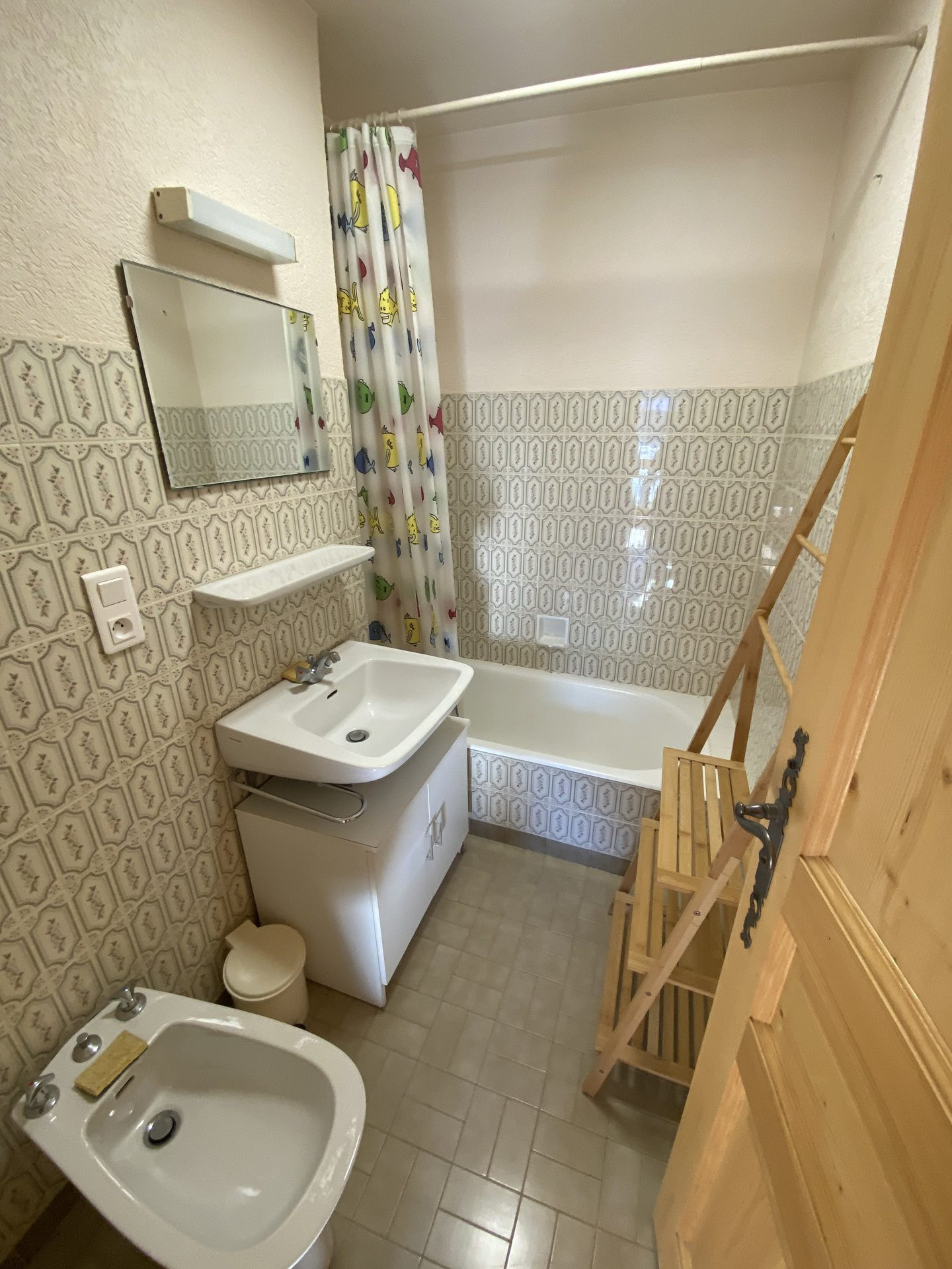 _lv_images__lot_0000000138_09_8589345