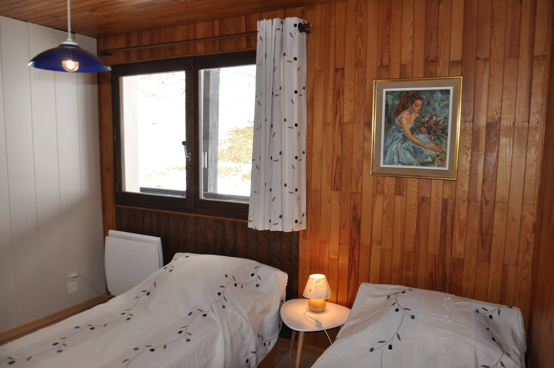 _lv_images__lot_0000000139_04_8544702