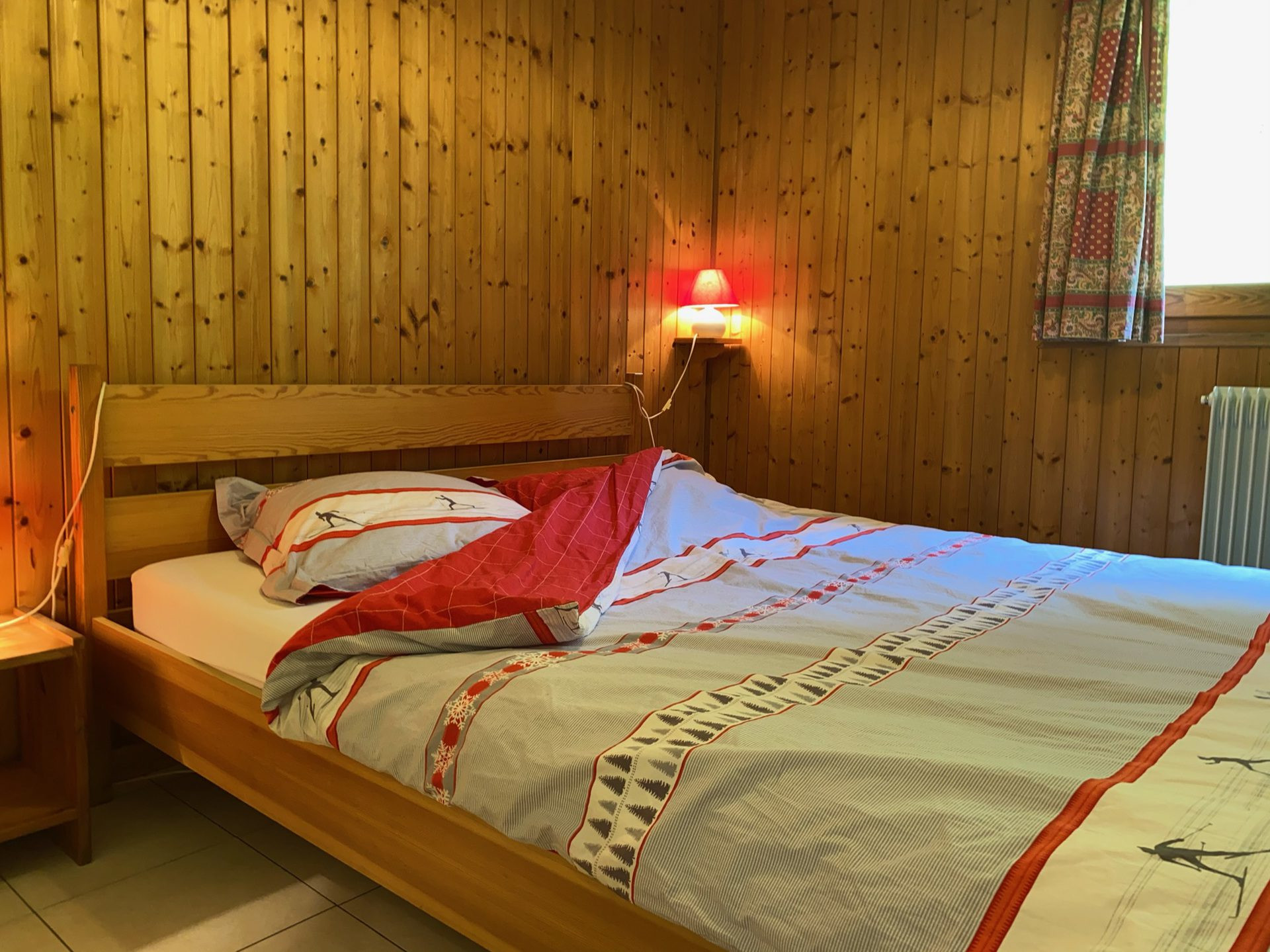 _lv_images__lot_0000000141_05_8251628