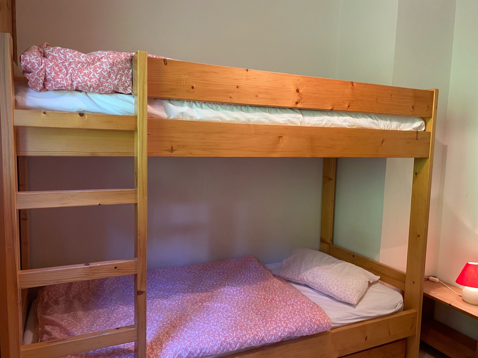 _lv_images__lot_0000000141_06_8556691