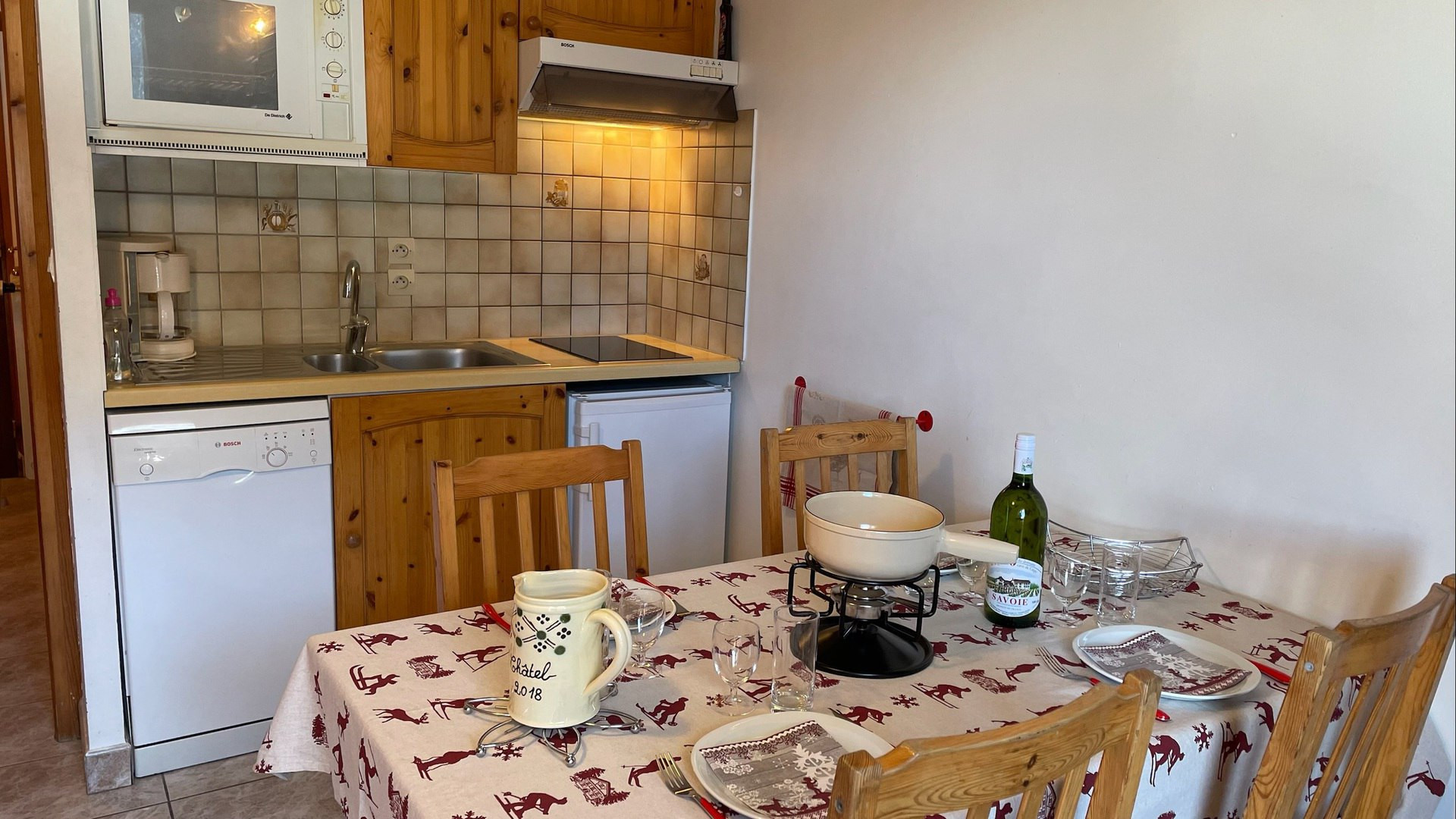 _lv_images__lot_0000000142_04_8504440 _lv_images__lot_0000000142_04_8504440