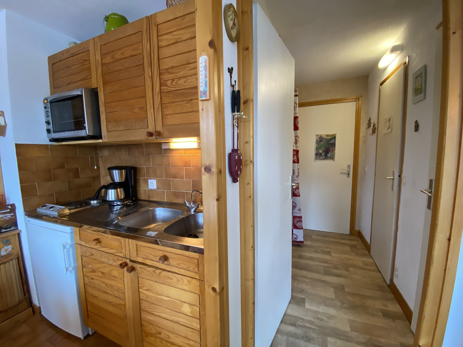 _lv_images__lot_0000000150_11_8540502